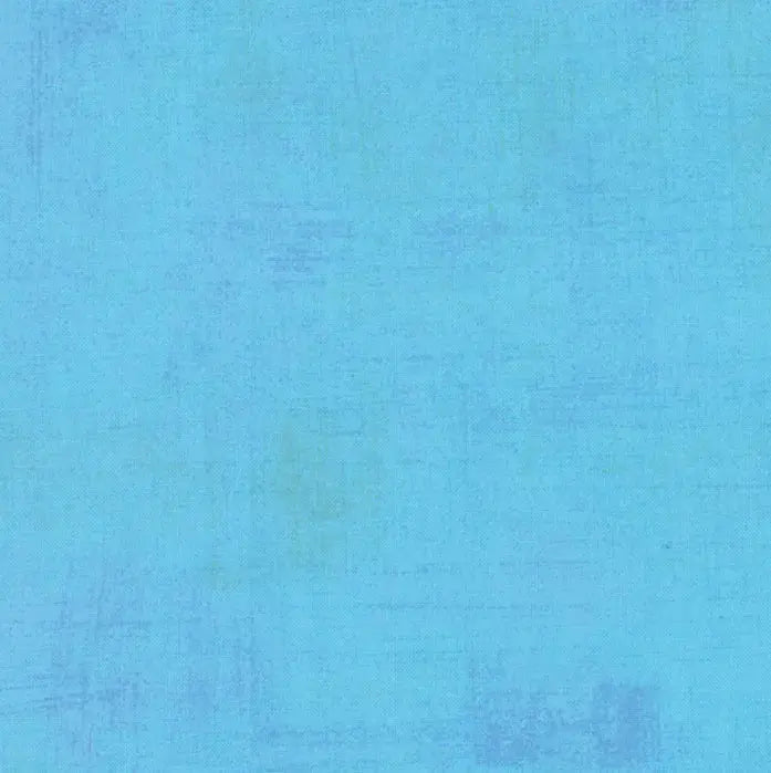 Backing a Quilt in Blue Sky: Why a 108-Inch Grunge Wideback Skips the Seams
