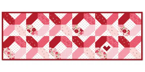 Friday Free Pattern: Hugs & Kisses Runner Linda's Electric Quilters