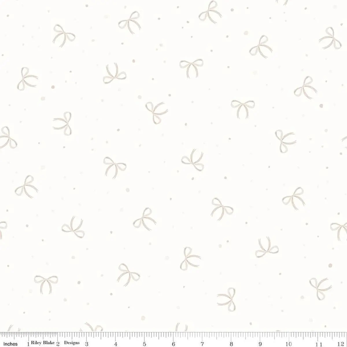 How to Use Bow Prints as a Low-Volume Fabric: Working with Hush Hush 5 Peek-A-Bow
