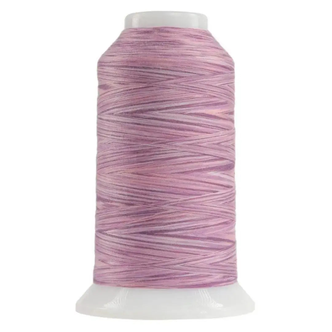Raspberry Parfait OMNI-V: How a One-Inch Variegated Change Quilts Soft Pink