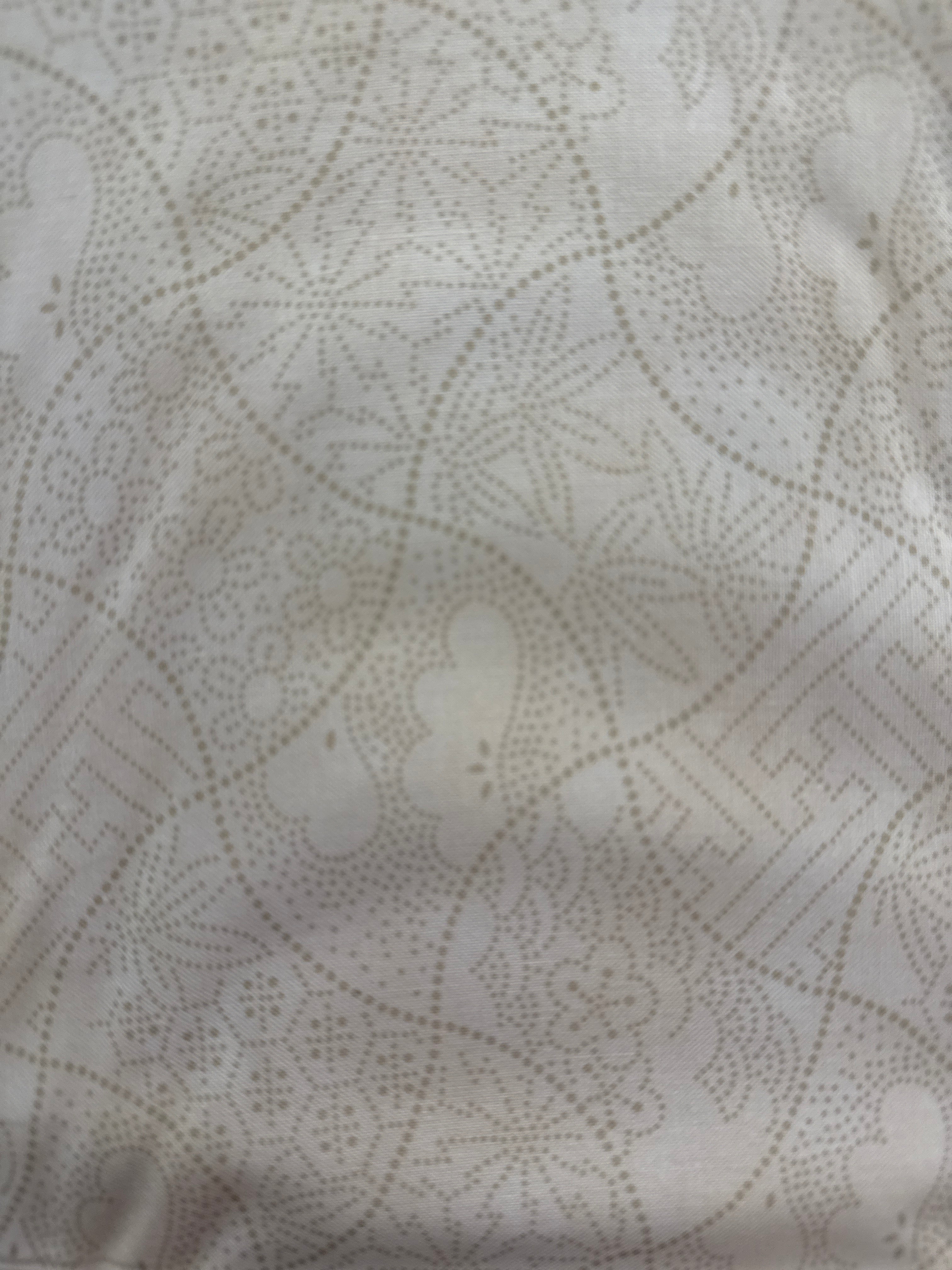 Indigo Blooming Ivory blender quilting fabric by Debbie Maddy for Moda