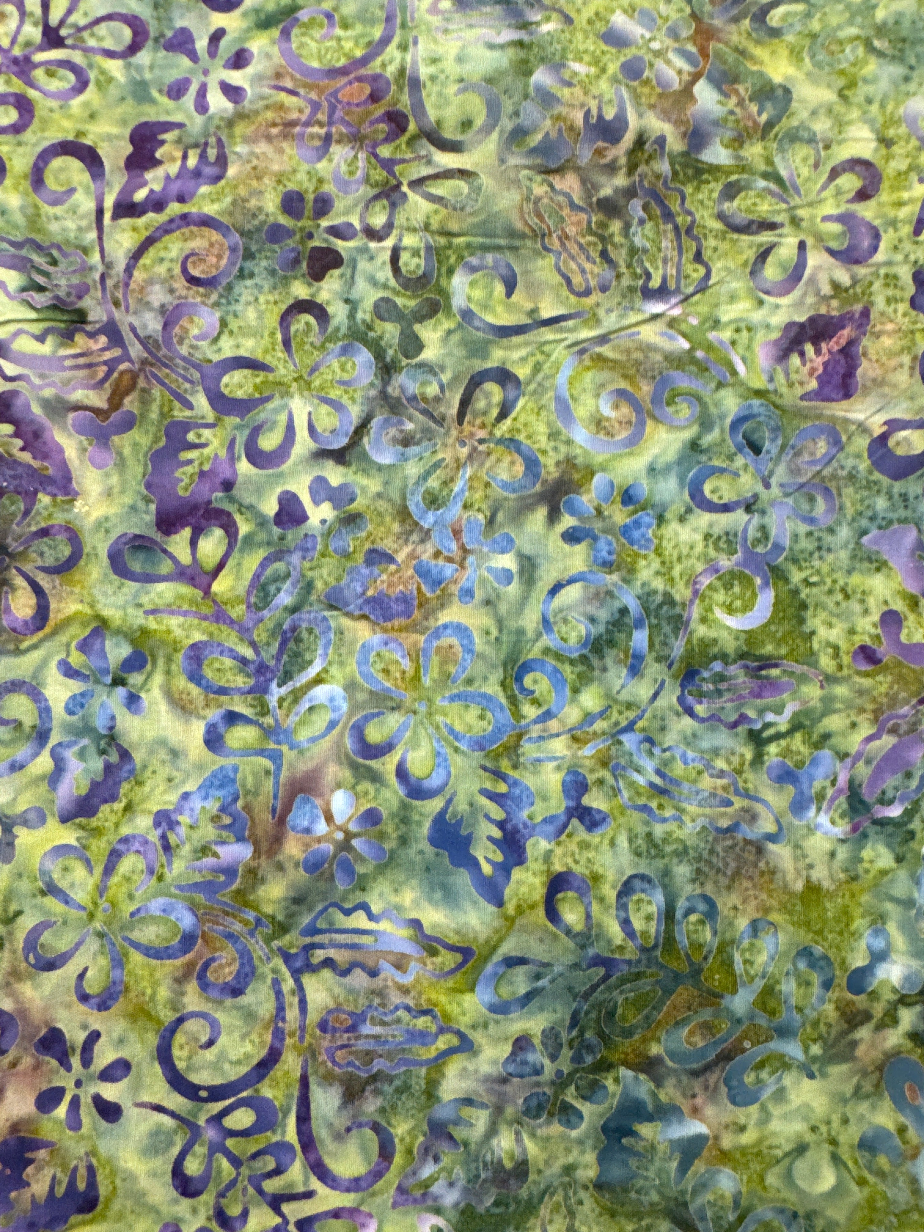 Purple Flower Line Art Seaweed floral quilting fabric by Wilmington Prints