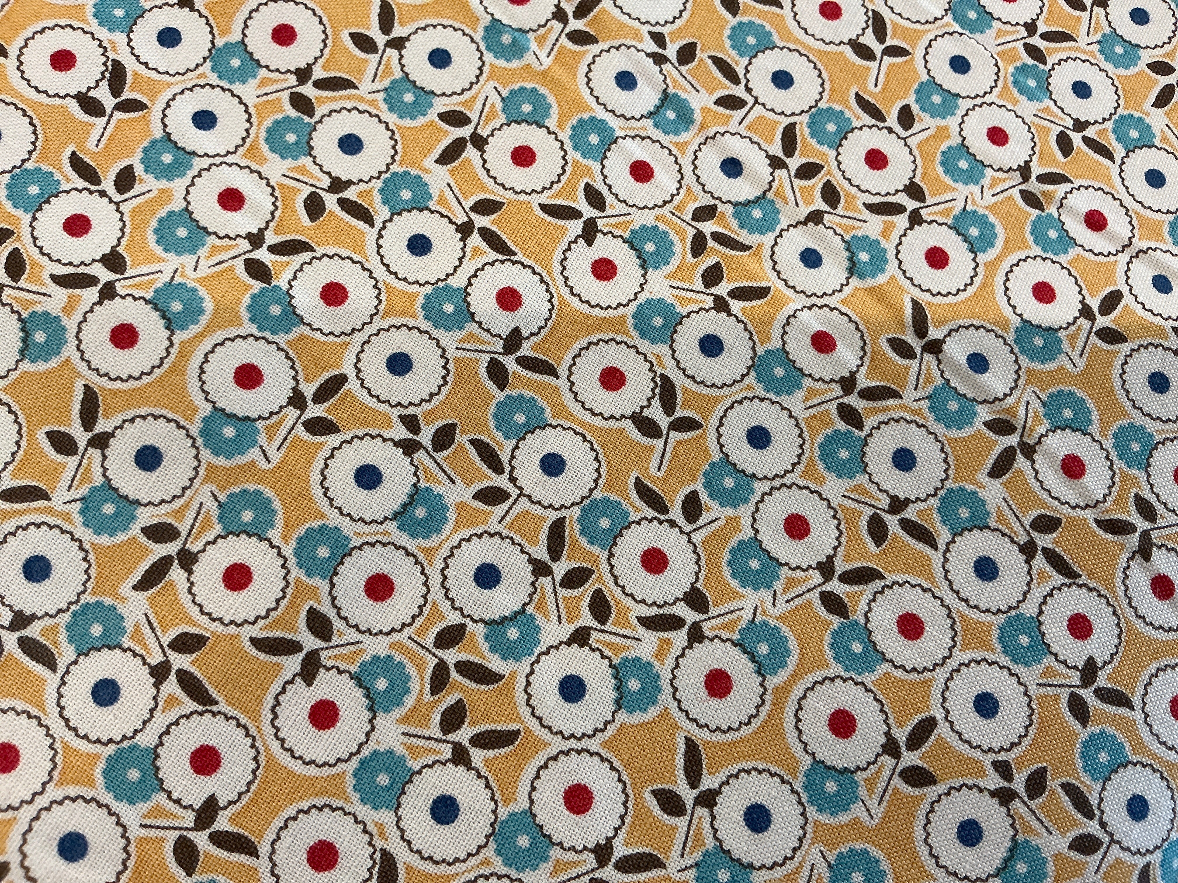 Riley Blake Lori Holt Mercantile White Flowers Marigold quilting fabric
