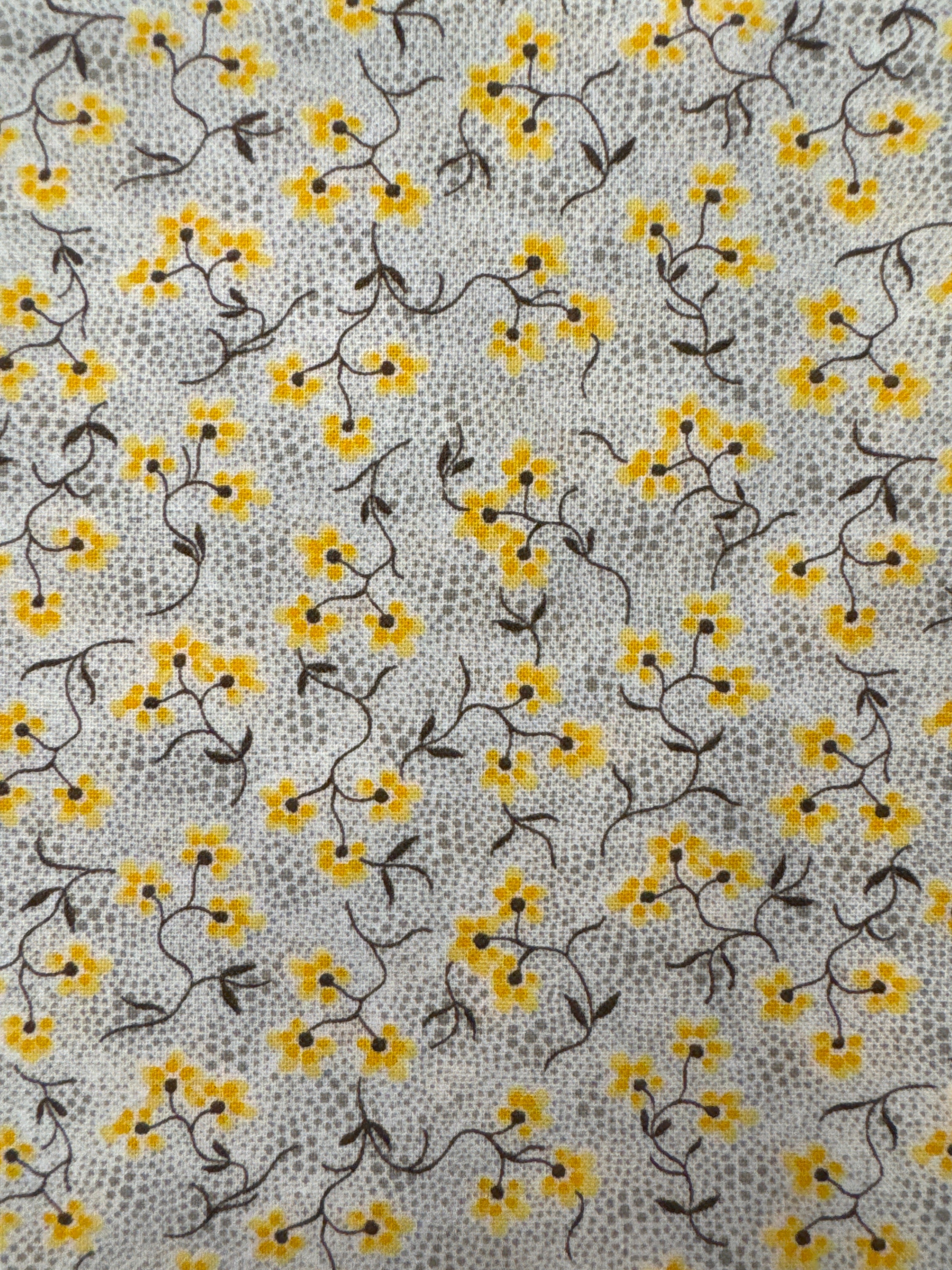Fillippa's Line yellow quilting cotton