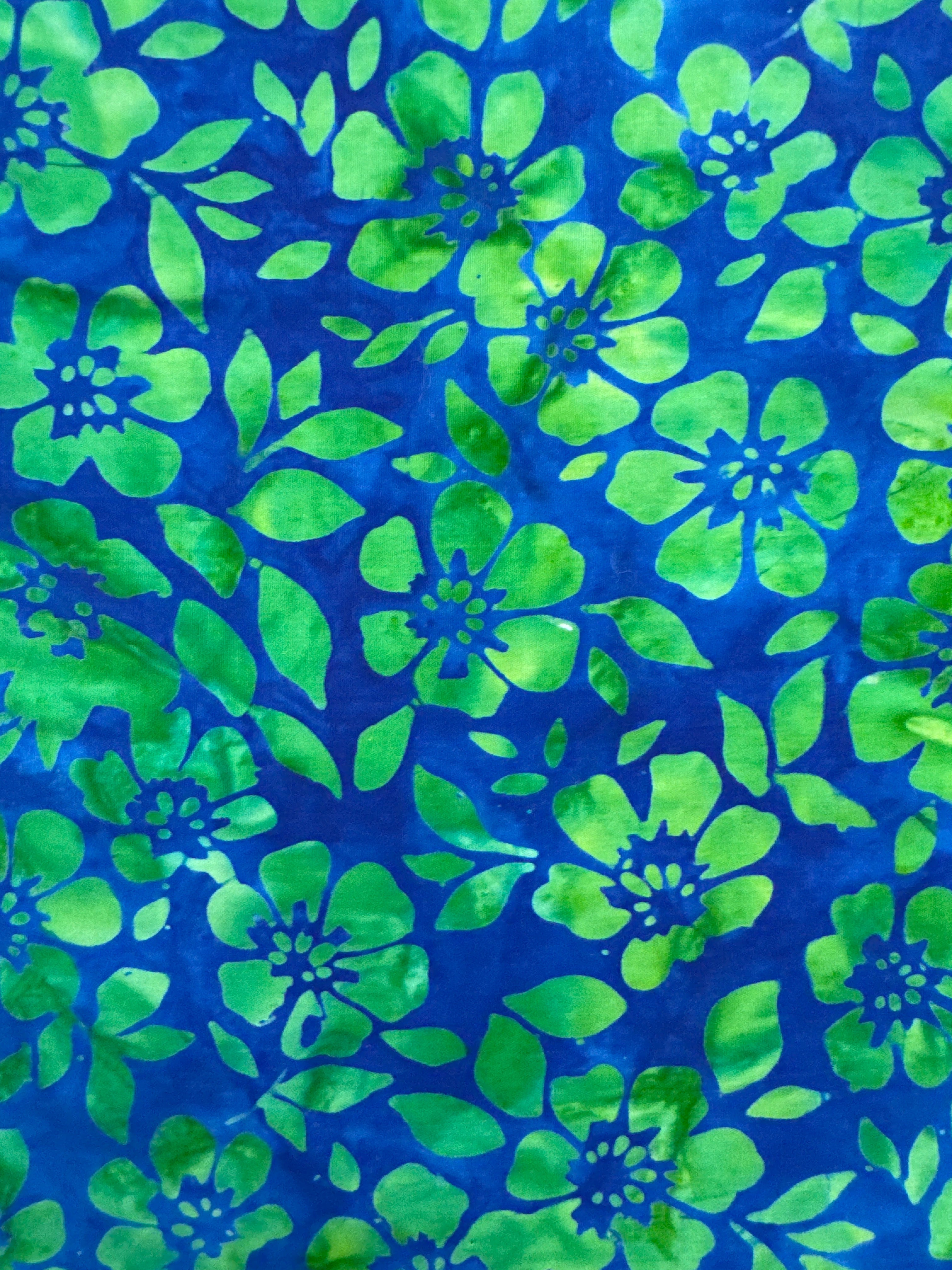 Floral Fantasy Lagoon quilting fabric by Robert Kaufman
