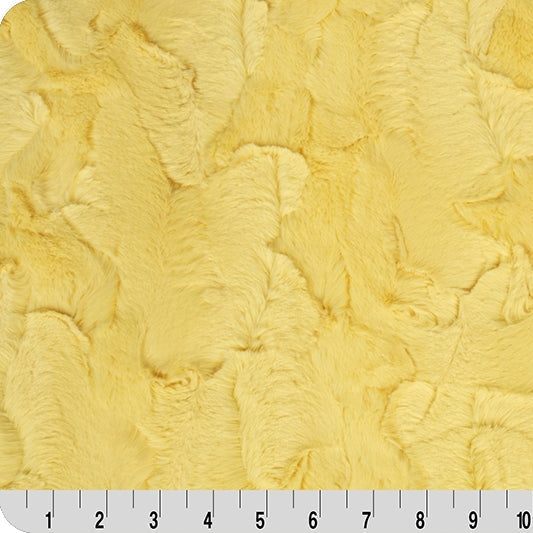 Hide Banana 2 Yard Luxe Cuddle Cut