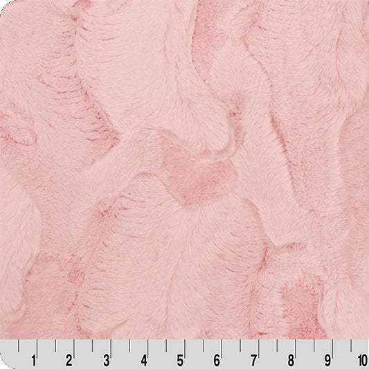 Hide Blush 2 Yard Luxe Cuddle Cut