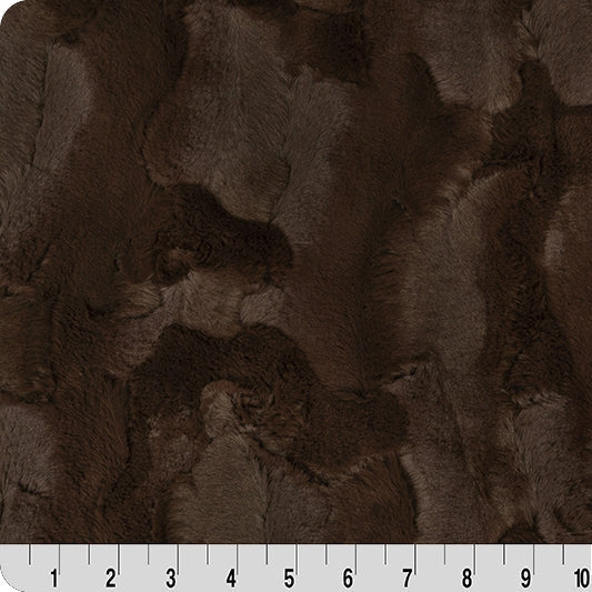 Hide Chocolate 2 Yard Luxe Cuddle Cut