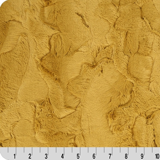 Hide Golden 2 Yard Luxe Cuddle Cut