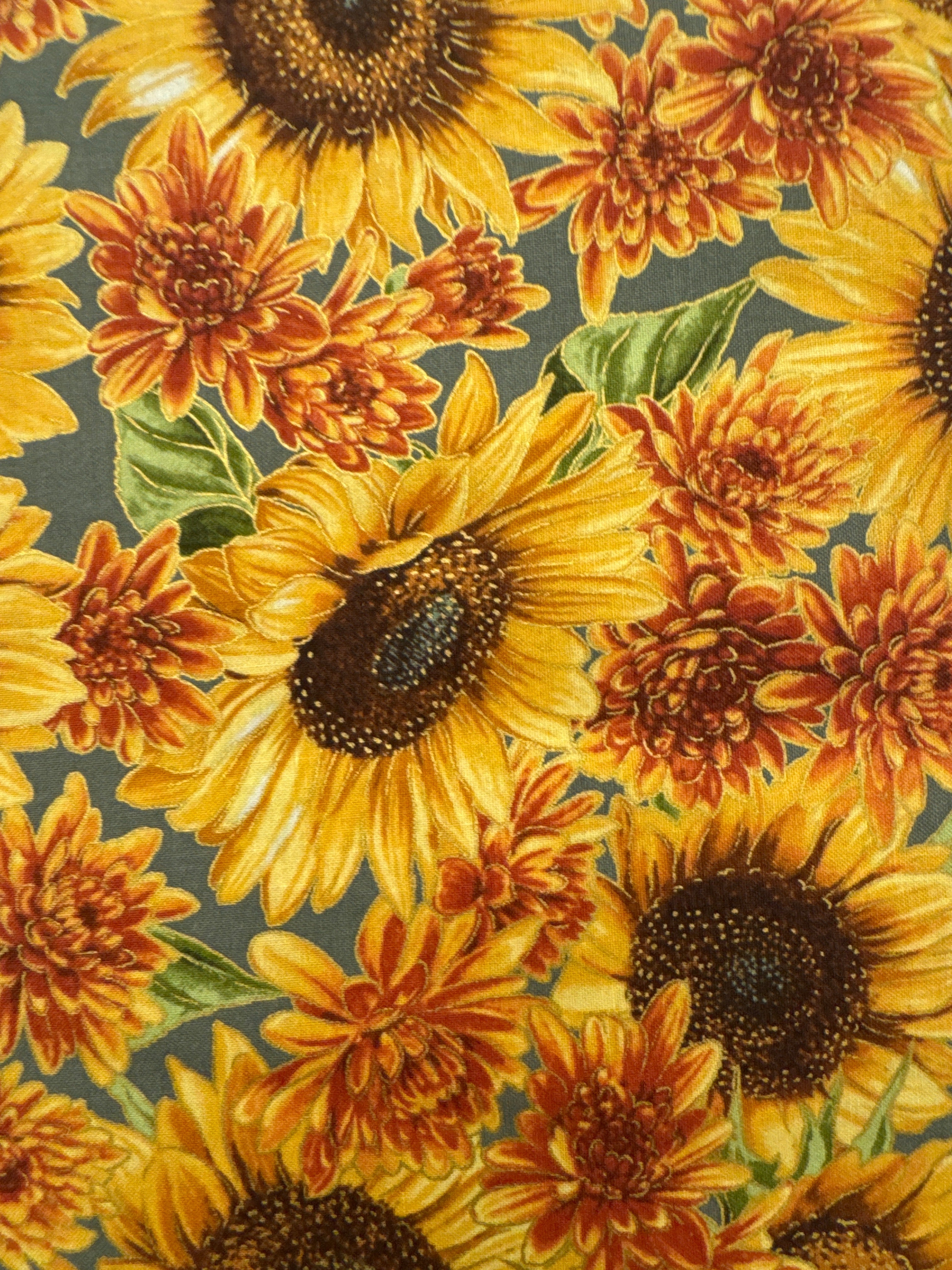 Autumn Fields Sunflower floral quilting fabric by Robert Kaufman