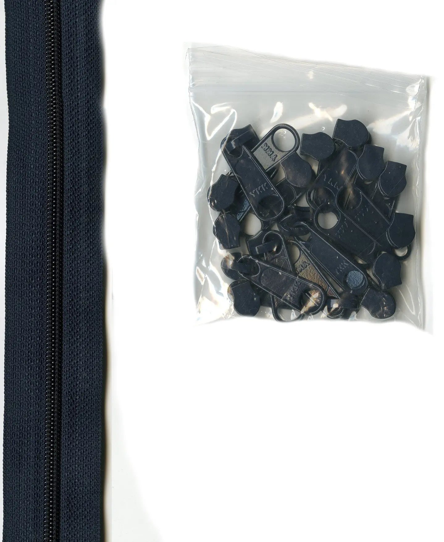 4 yards of 16mm #4.5 zipper chain and 16 Extra-Large Coordinated Pulls Navy - Linda's Electric Quilters