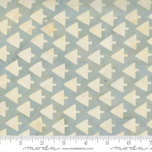 Green Felicity Ice 44"/45" Fabric Per Yard - Linda's Electric Quilters