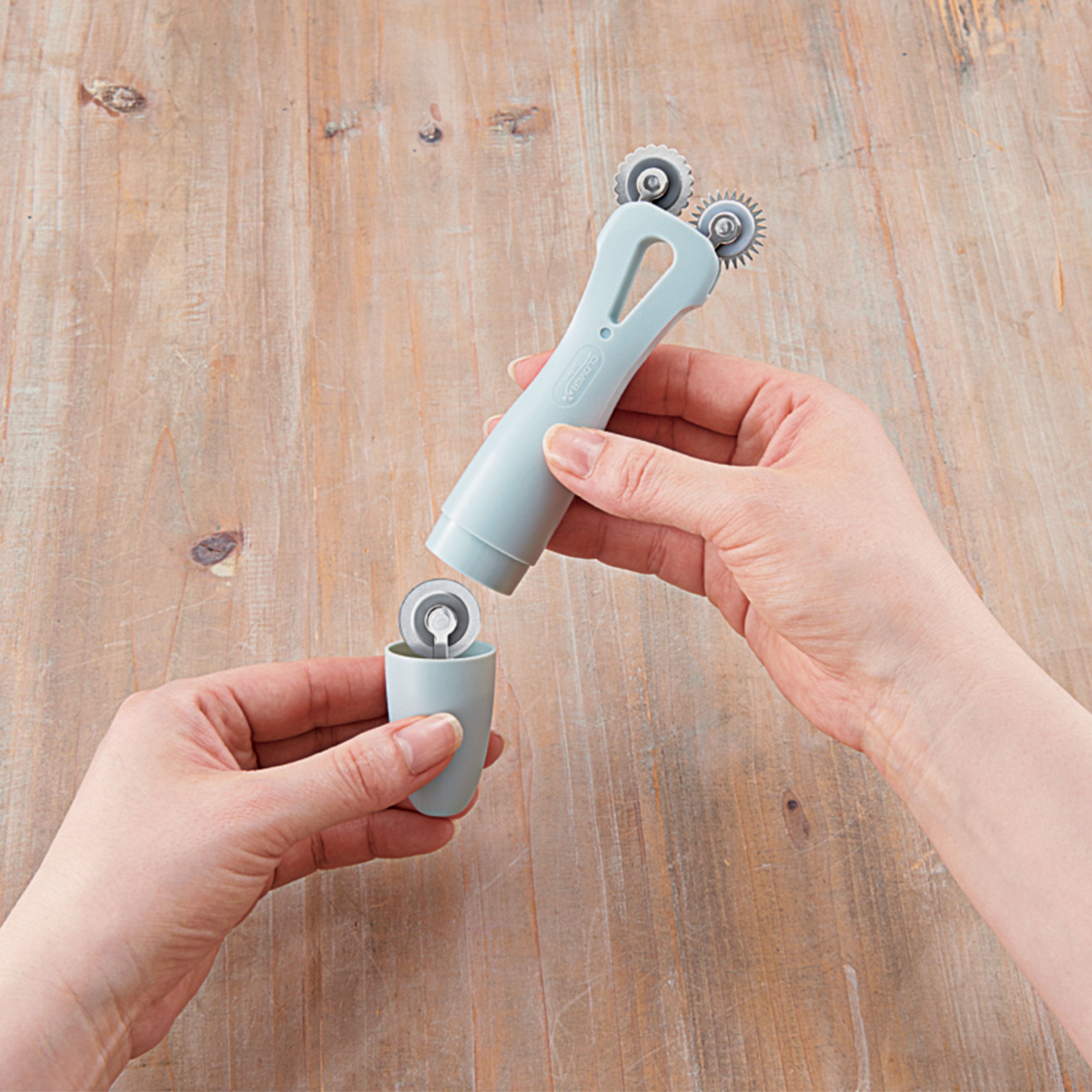 Grip Fit Triple Tracing Wheel