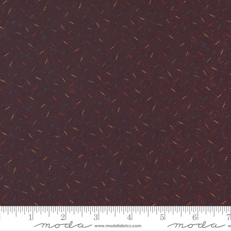 Moda Clover Blossom Farm quilting cotton fabric in Crocus