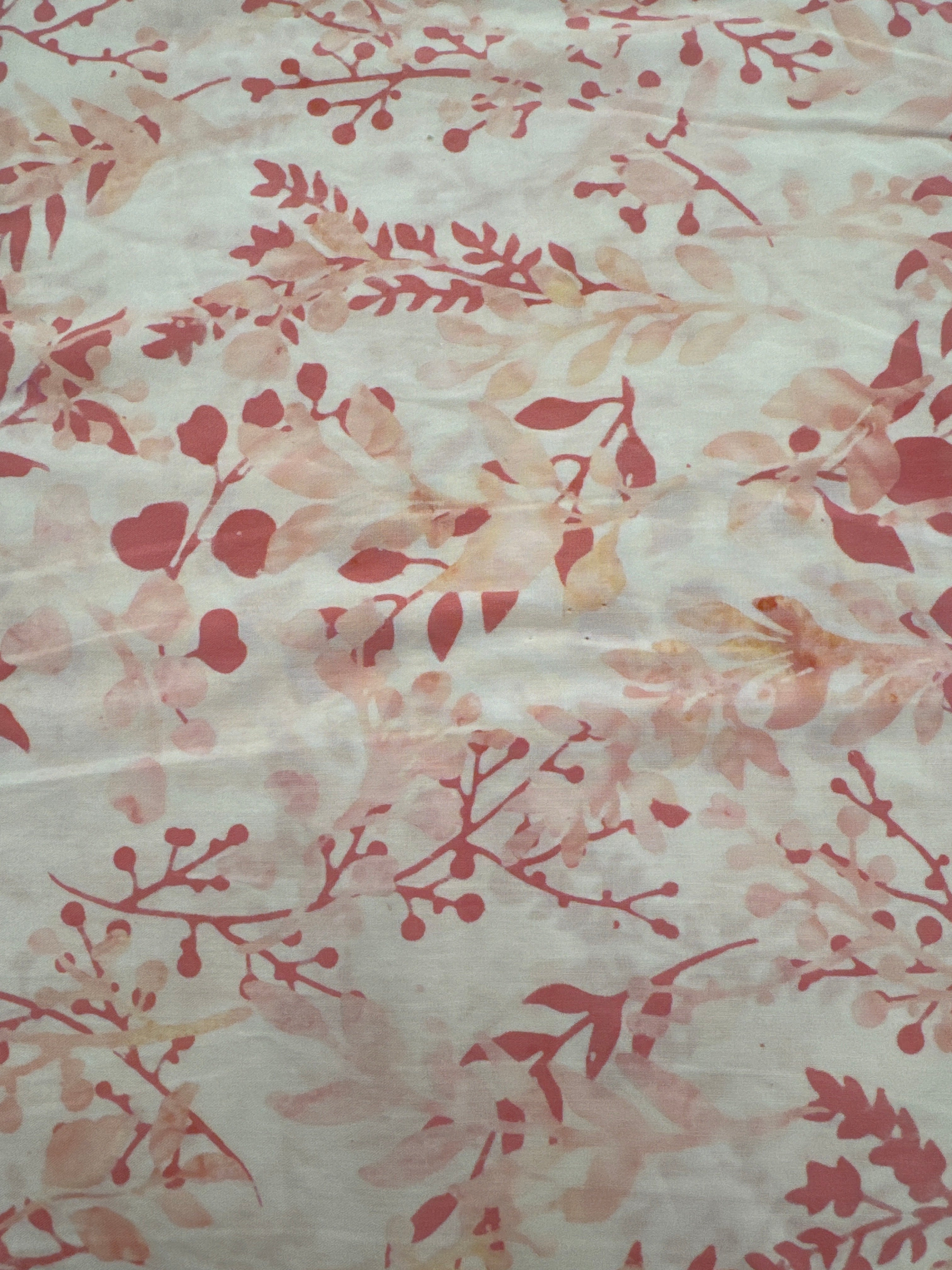 Hoffman Floral Leaves on Pink quilting fabric