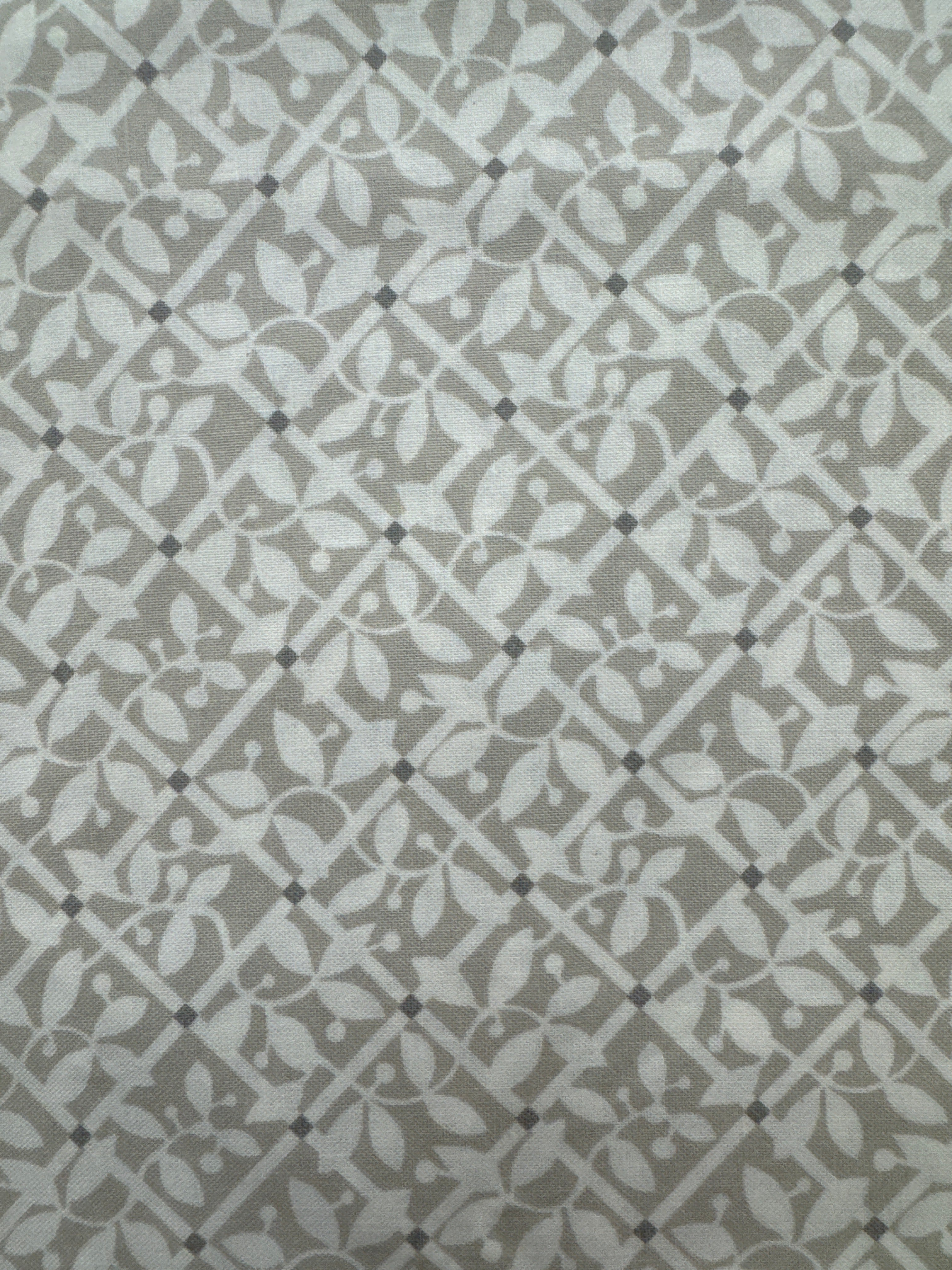 Shoreline Lattice Light Tan blender quilting fabric by Moda