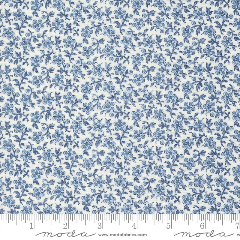 Denim and Daisies Daisy quilting fabric by Moda