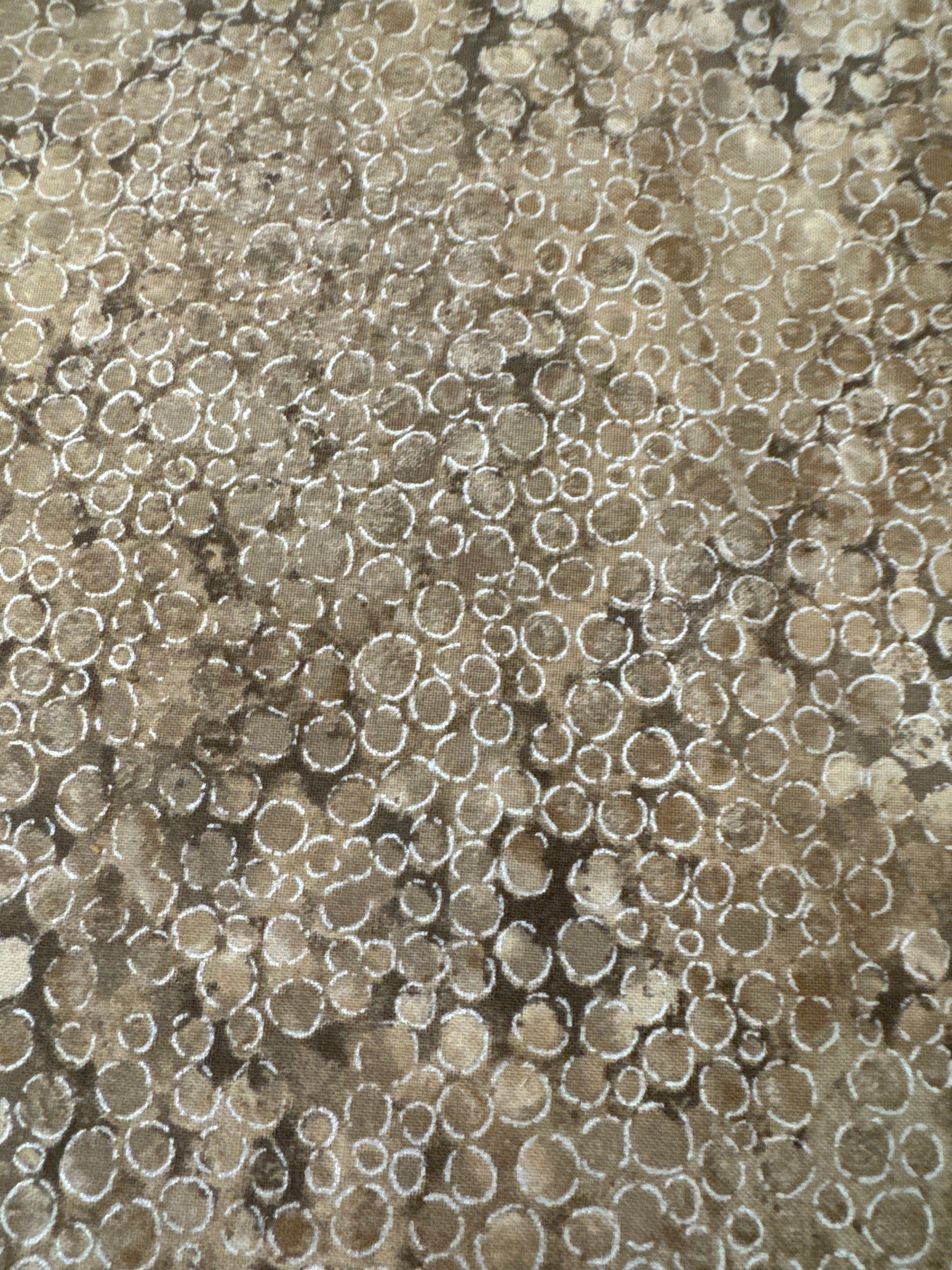 New Shimmer Sand blender quilting fabric