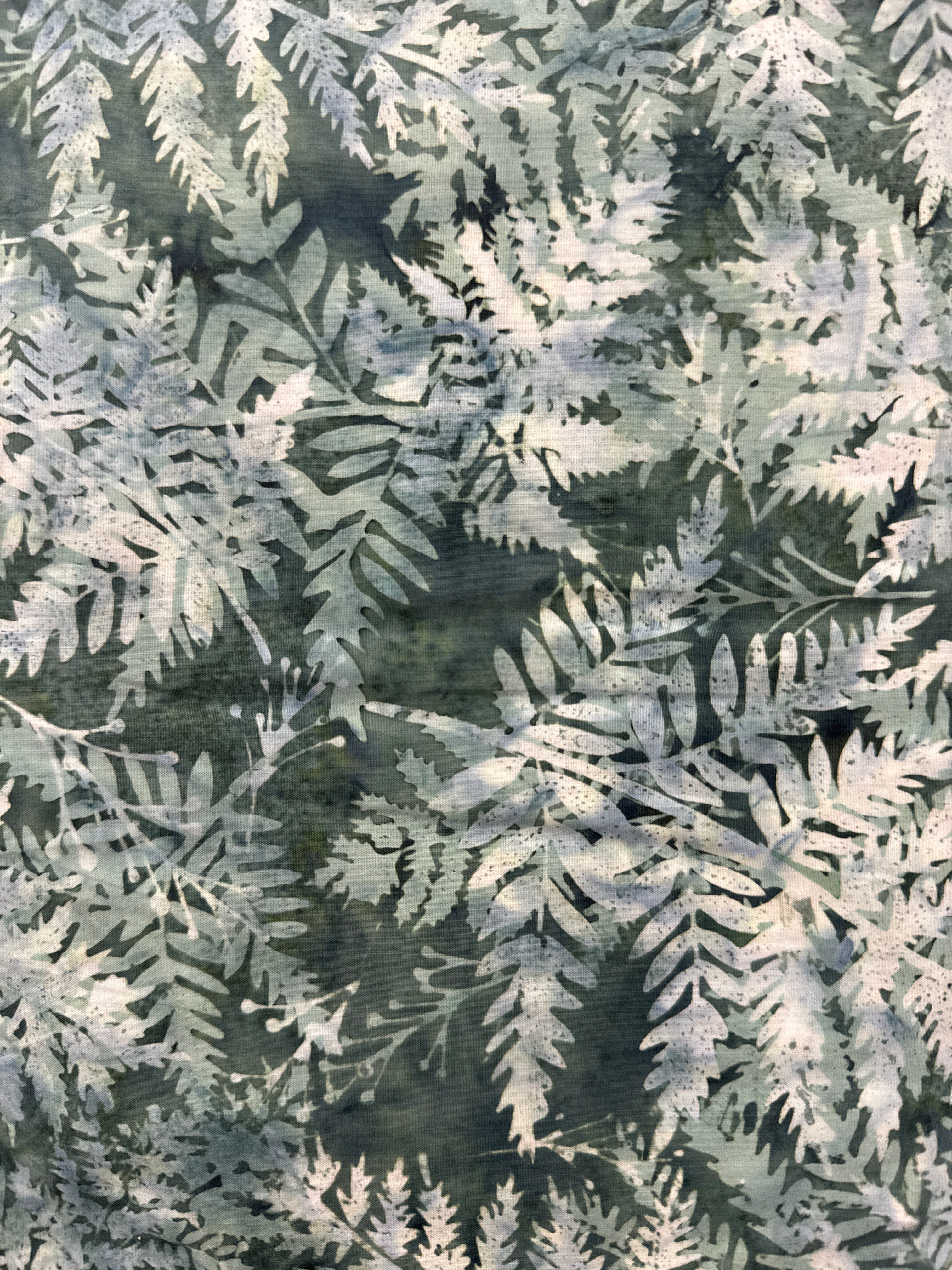 Hoffman Moss Leaves quilting fabric