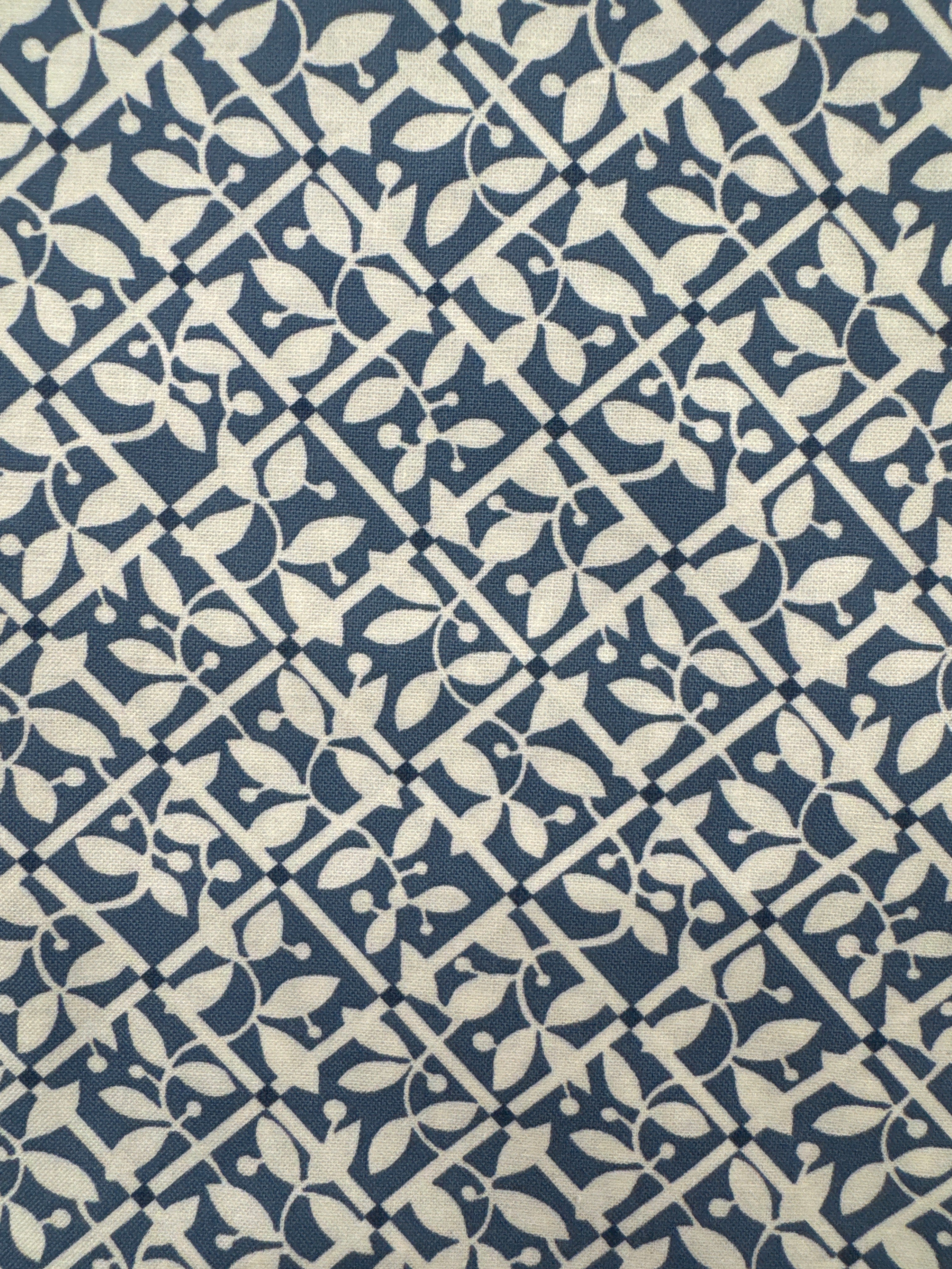 Shoreline Denim Leaves and Lattice blender quilting fabric by Moda
