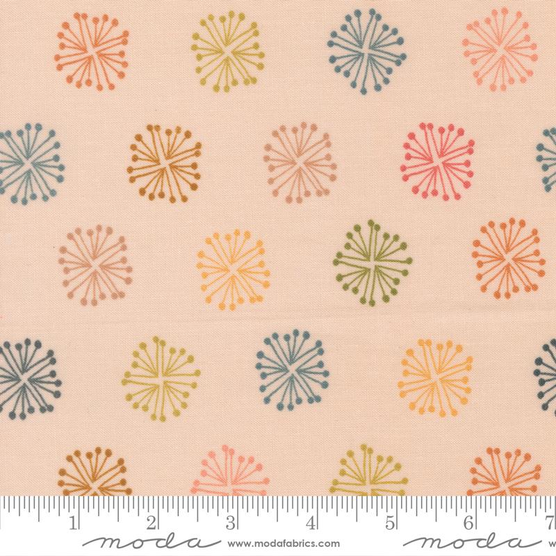 Moda Peachy Whipped Cream 38158 14 quilting fabric — airy whipped cream print