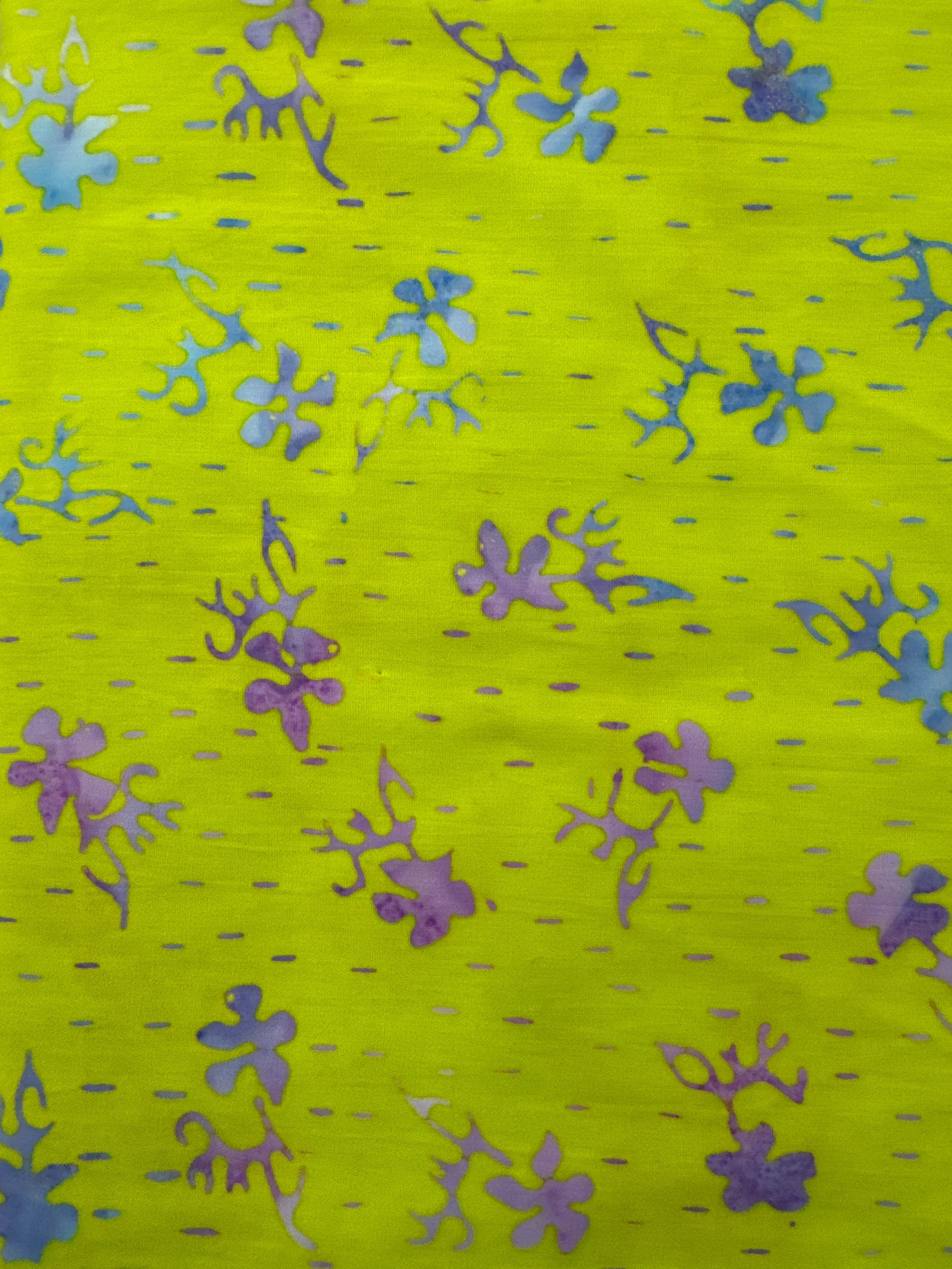 Andover Spacey Flowers on Green quilting fabric