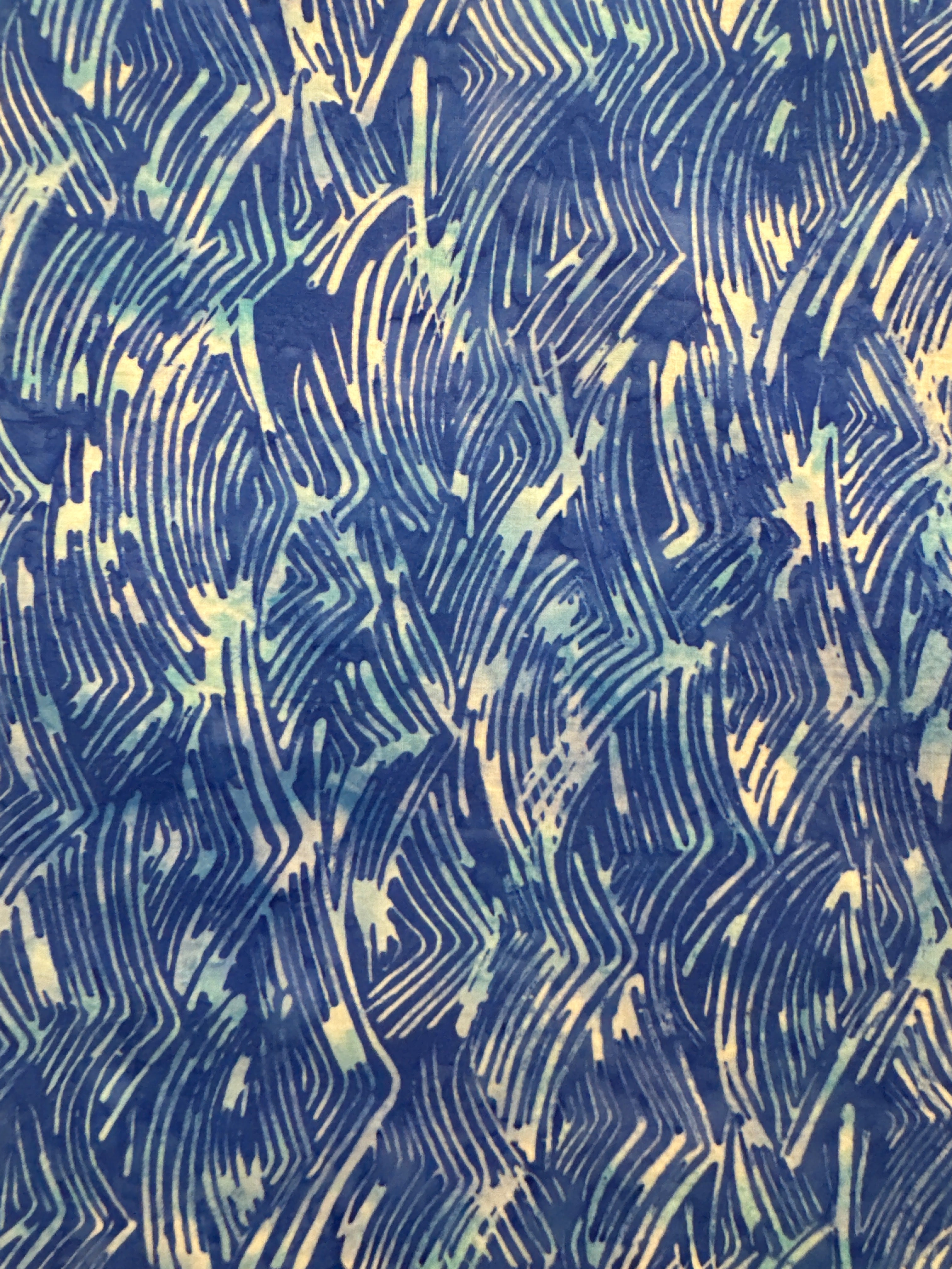 Hoffman Breaking Waves Blue quilting fabric