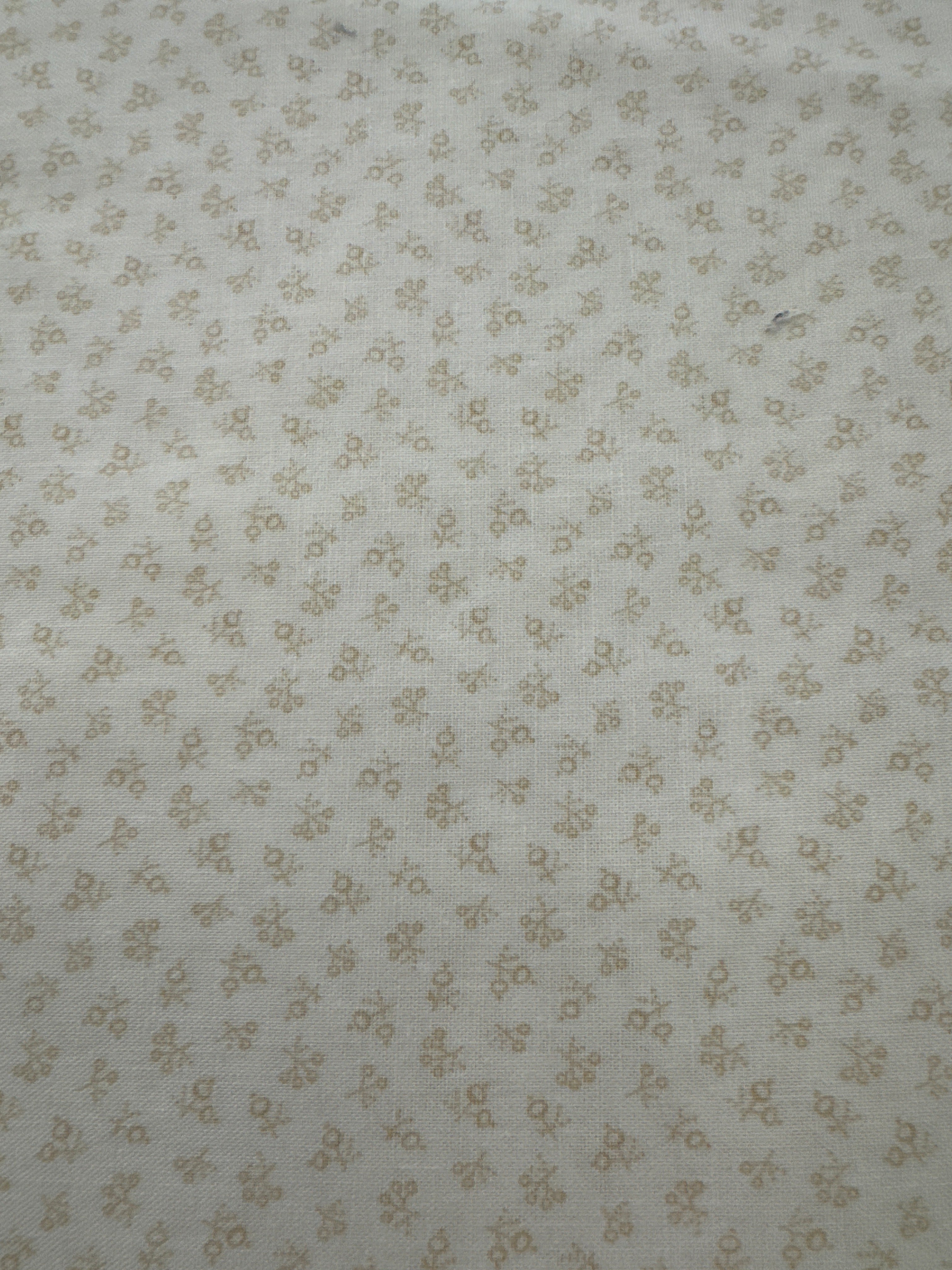Toolbox Floral Cream quilting fabric by Marcus Fabrics