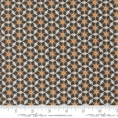 Agatha Road Midnight Wreaths Blenders 44"/45" Fabric Per Yard Moda Fabrics & Supplies