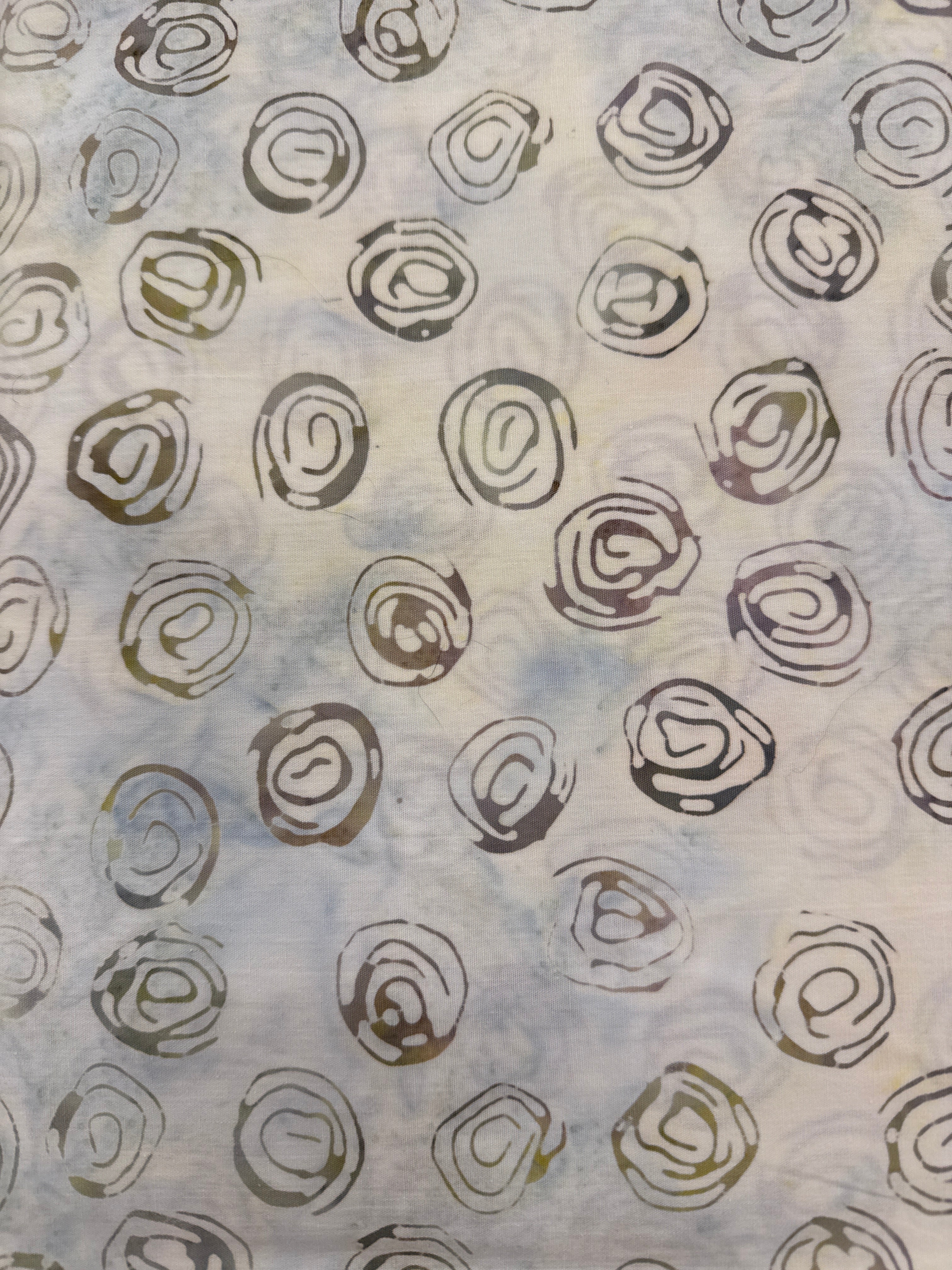 Andover Grey Swirl on Ivory quilting fabric