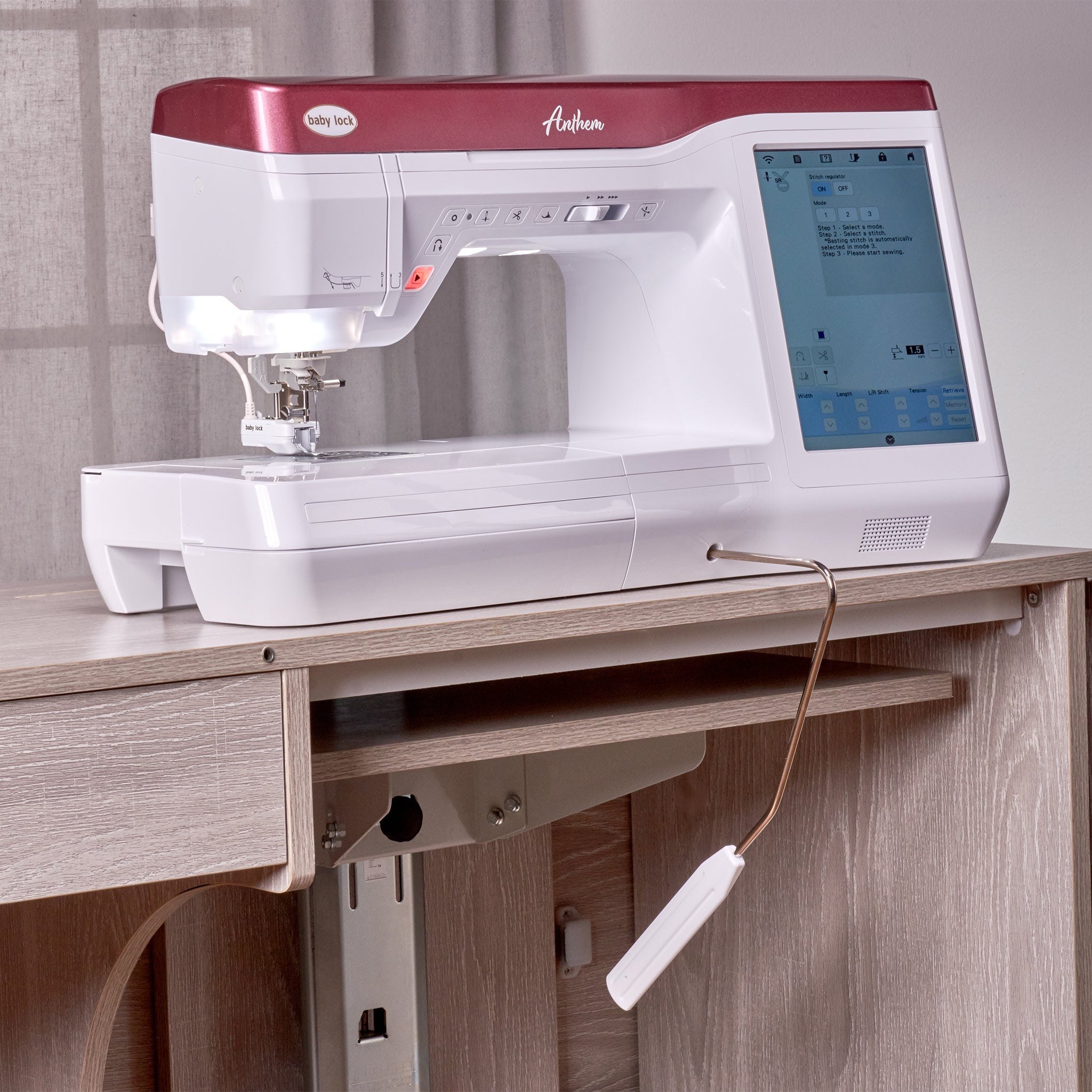 Babylock Anthem Sewing & Quilting Machine w/ FREE Bundle