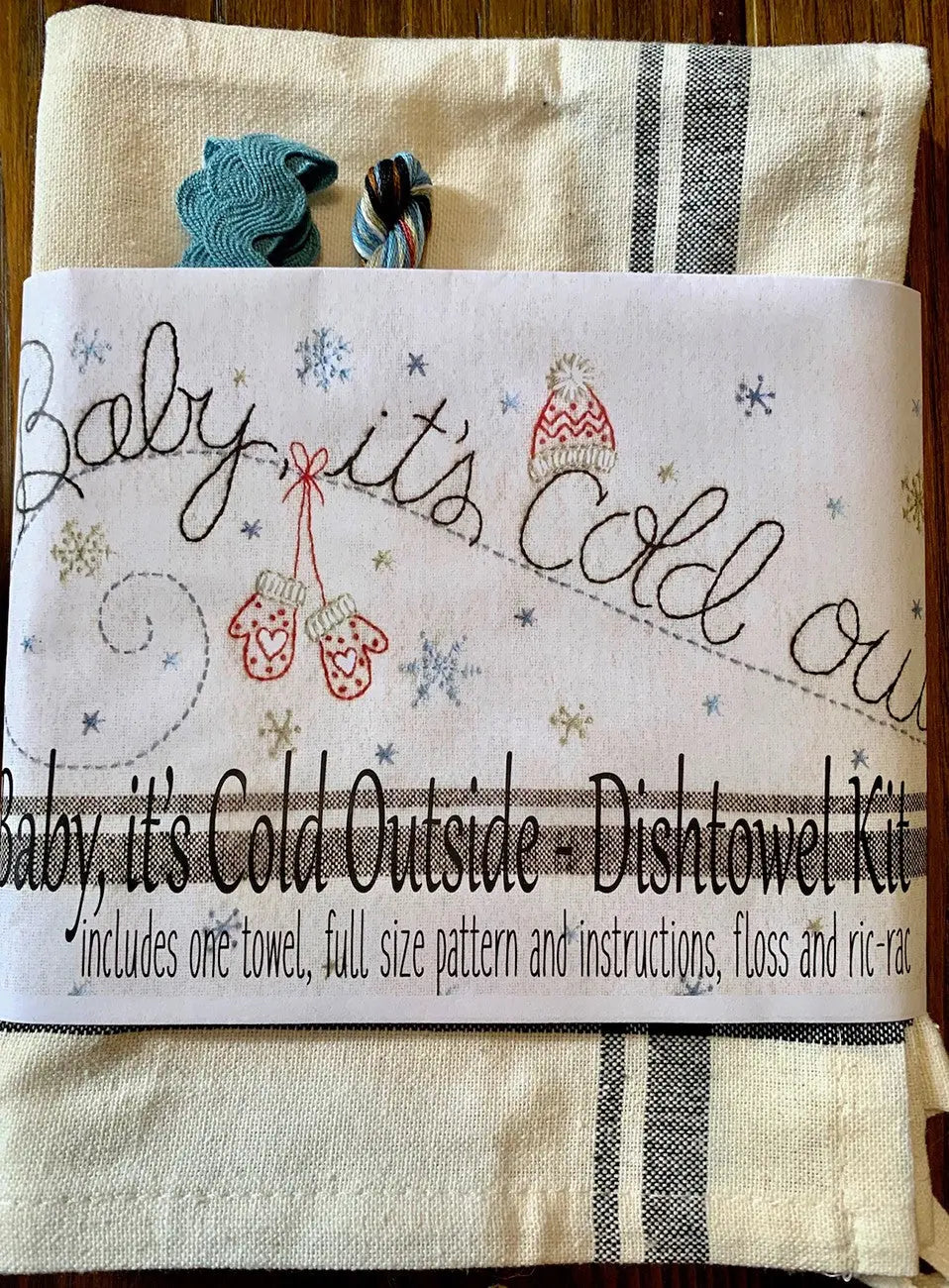 Baby Its Cold Outside Dishtowel Kit - Linda's Electric Quilters