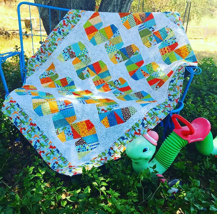 BasiX Wiggleworm Pattern Cactus Queen Quilt Company