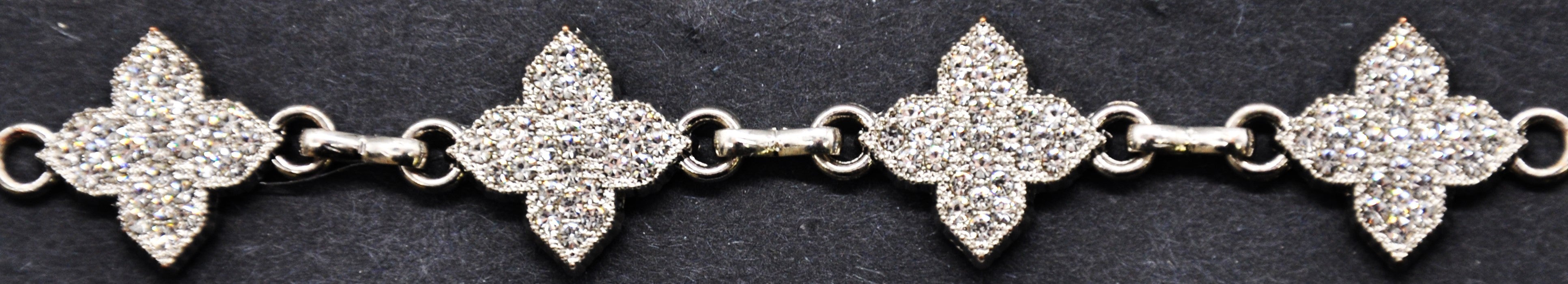 Belagio Enterprises - 1/2" Width Rhinestone Trim (10 Yard Roll) - BR-401-11 Star Silver