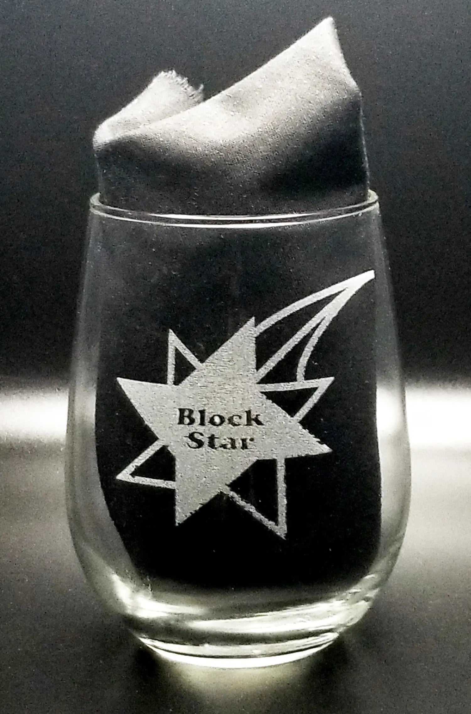 Block Star Stemless Wine Glass - Linda's Electric Quilters