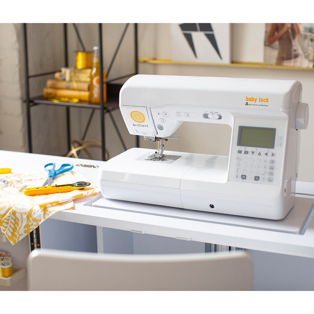 Baby Lock BL220B Brilliant Computerized Sewing Machine with FREE Bundle