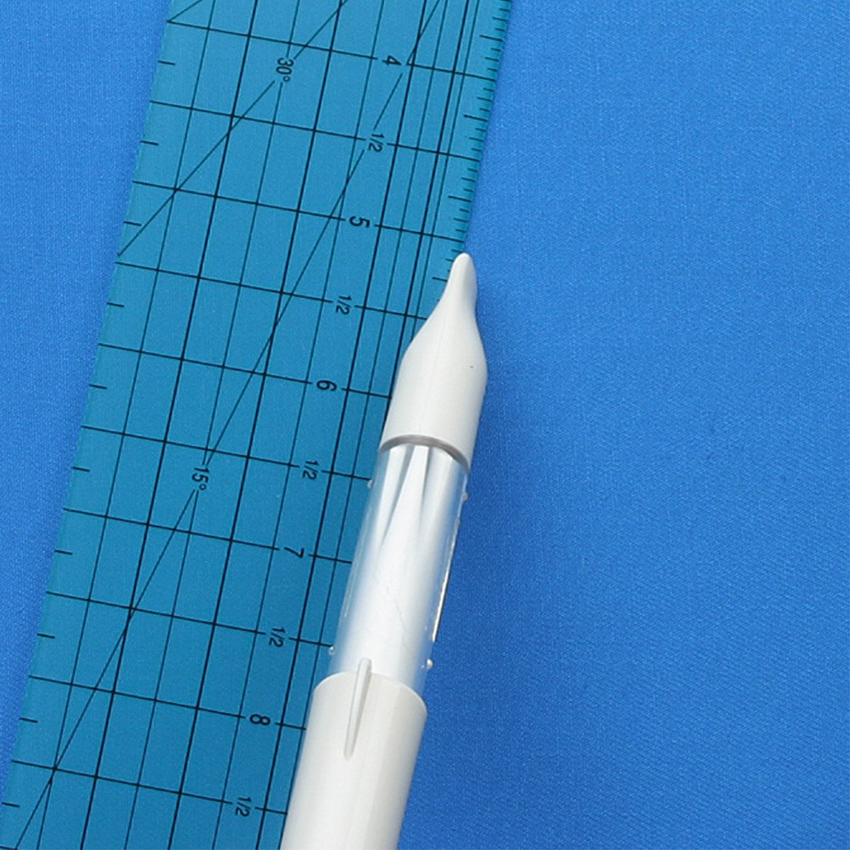 Chaco Liner Pen Style (White)