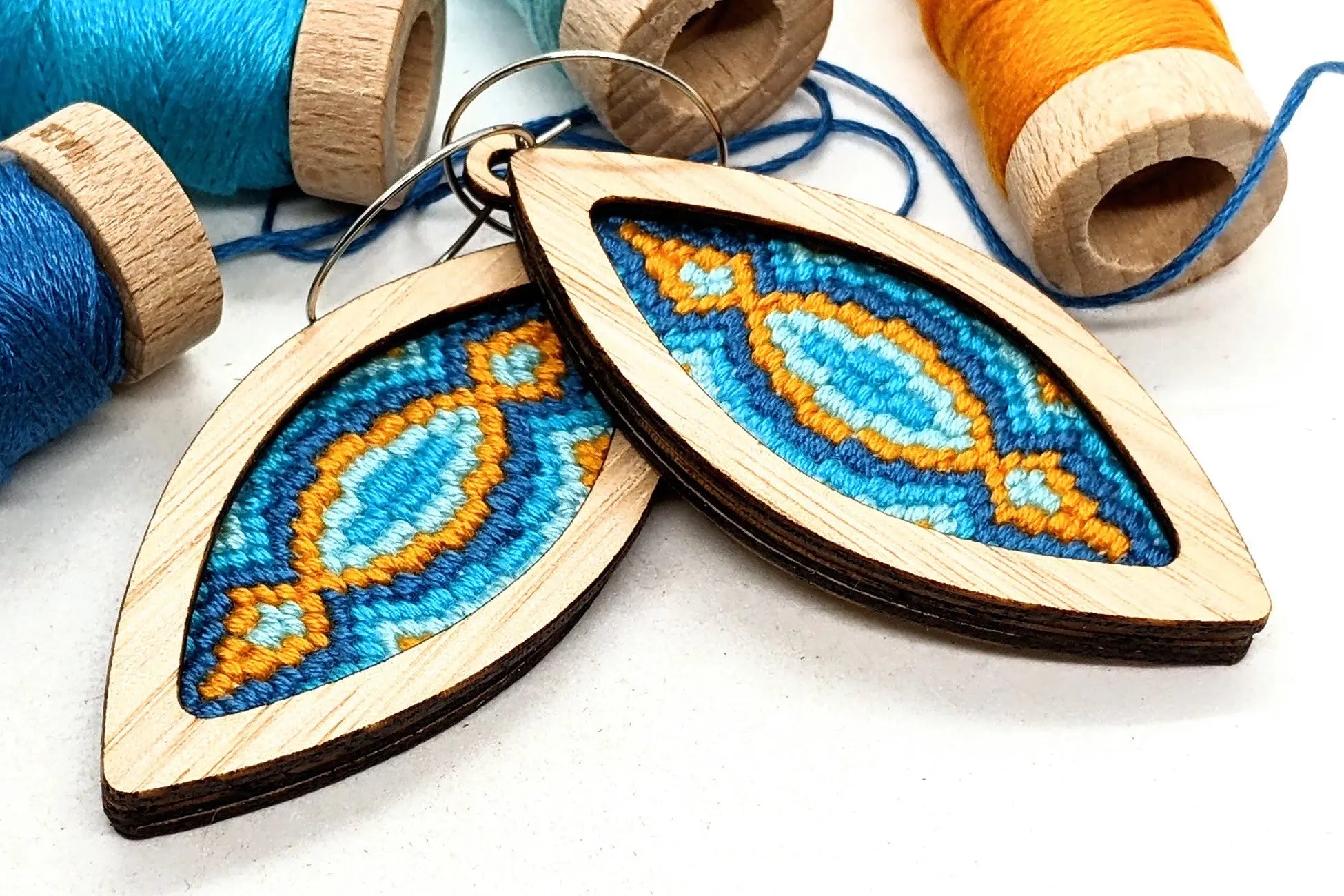 Convergence Bargello Earrings Eucalypt - Linda's Electric Quilters