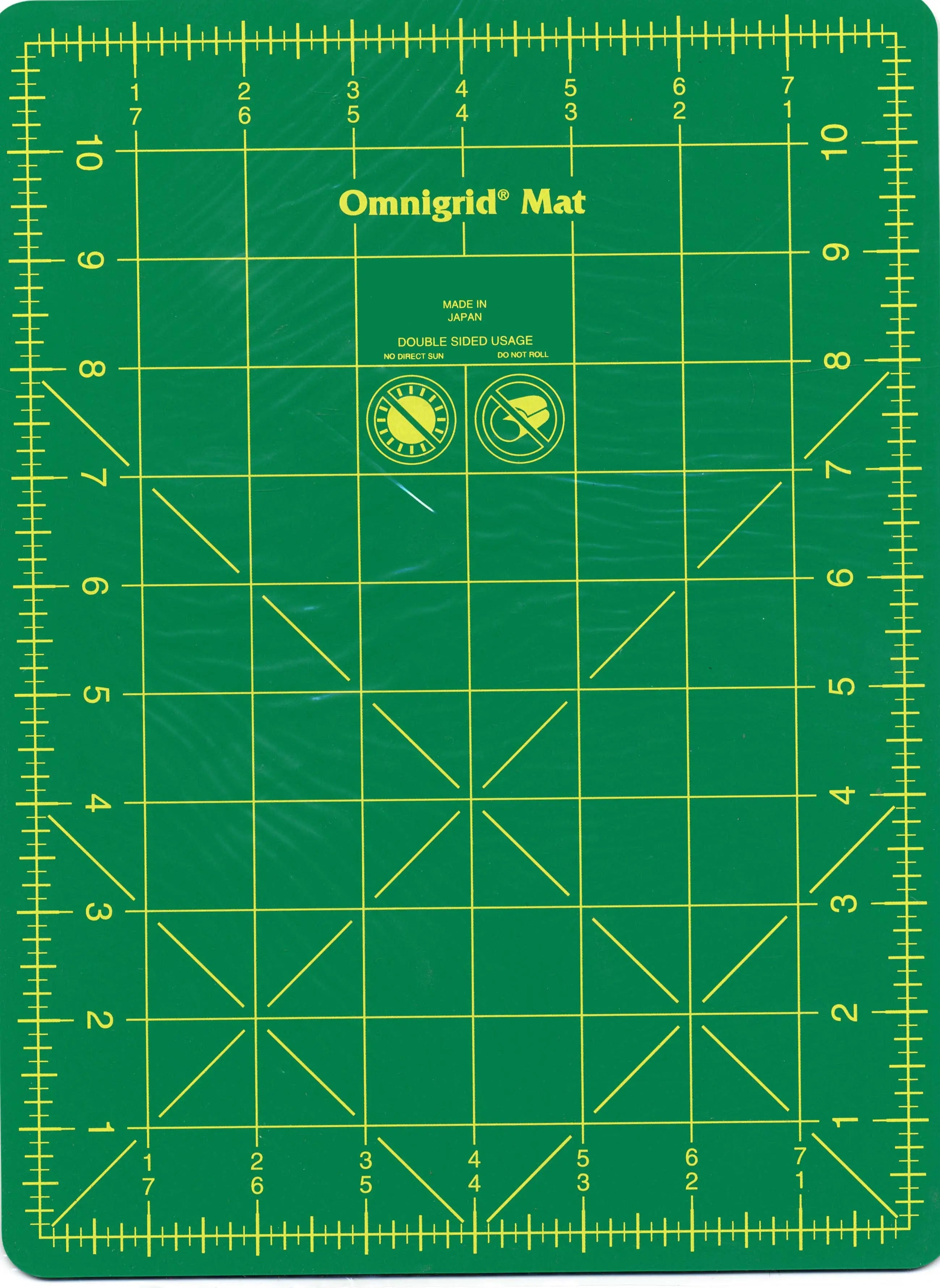 Cutting Mat Omnigrid Green with Yellow Grid 8-3/4in x 11-3/4in - Linda's Electric Quilters