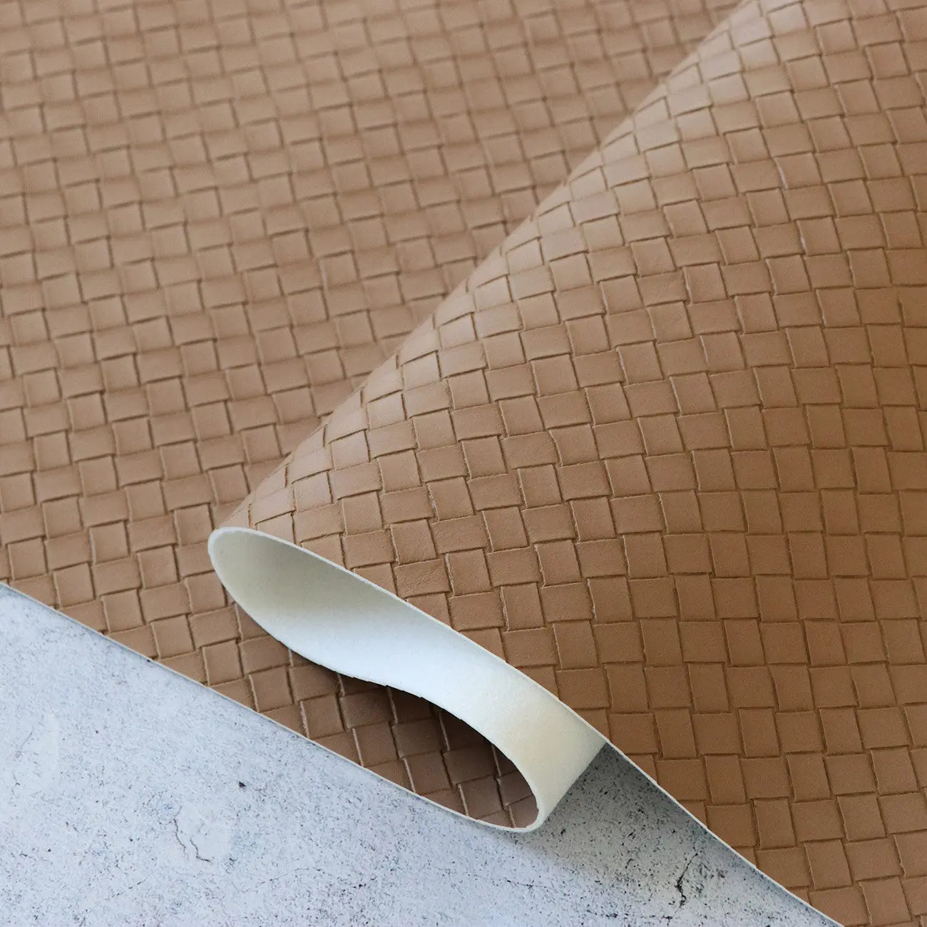 Desert Basket Weave Faux Leather 1/2yd - Linda's Electric Quilters