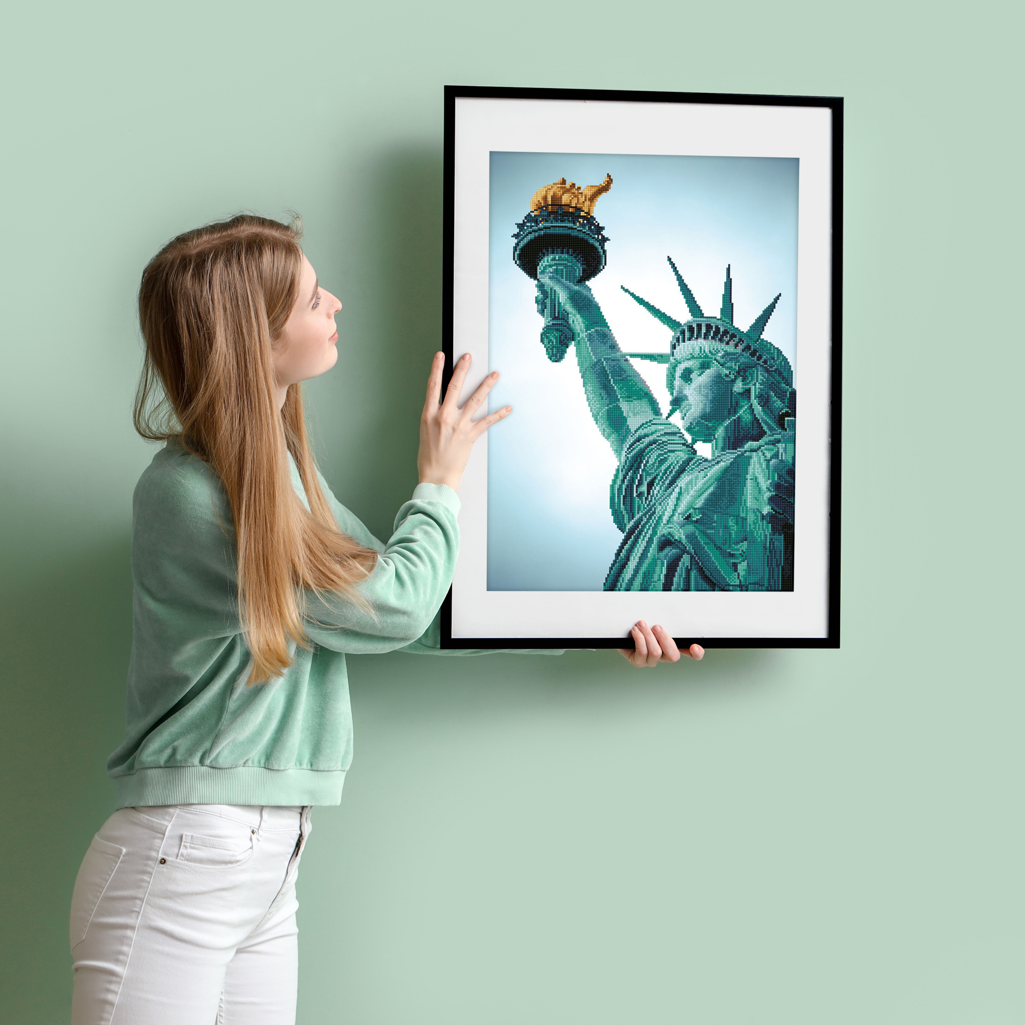 Diamond Dotz Statue of Liberty - 18.5" x 27.6"
