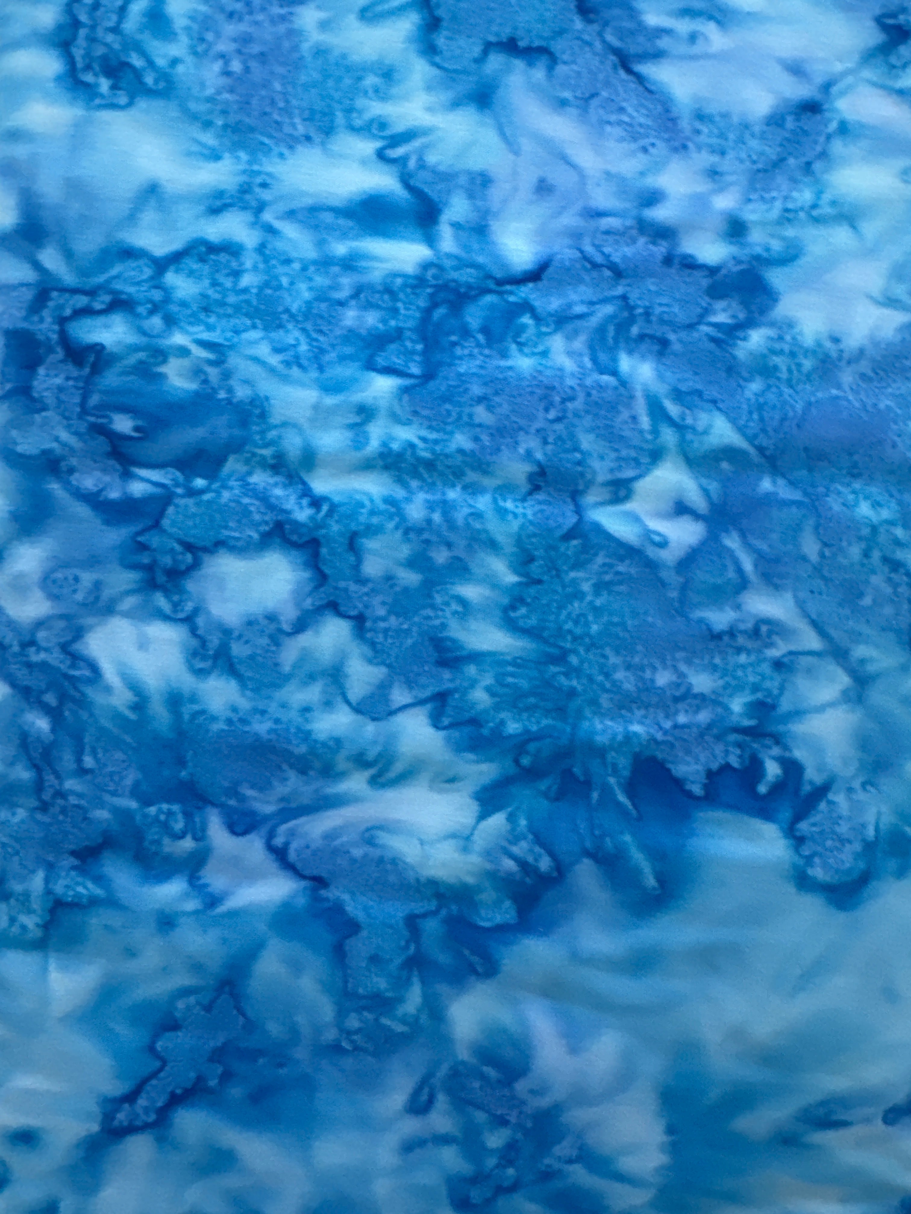 Hoffman Watercolor Basic Electric Blue quilting fabric
