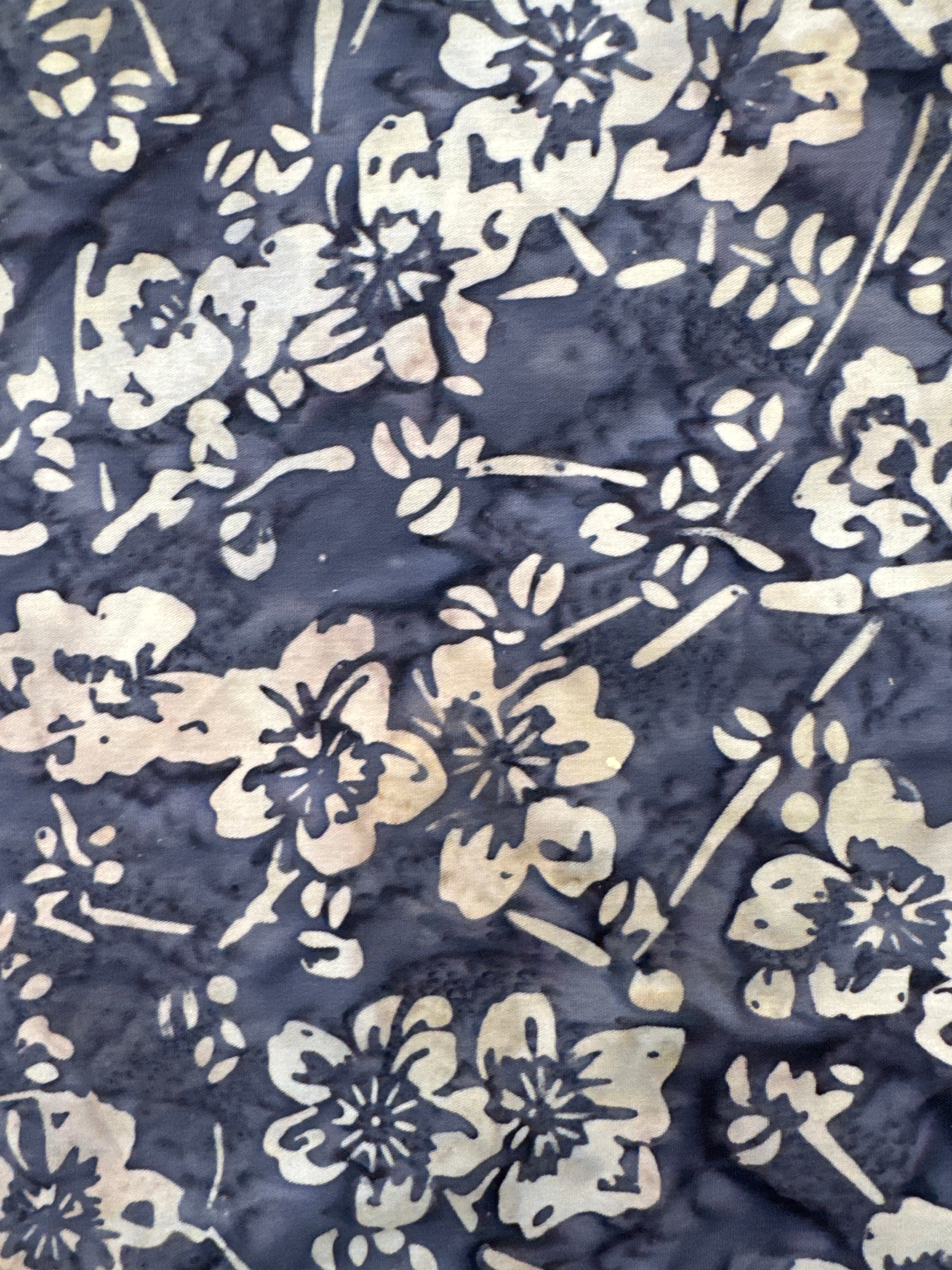 Faye Pebble blender quilting fabric by Andover Fabrics