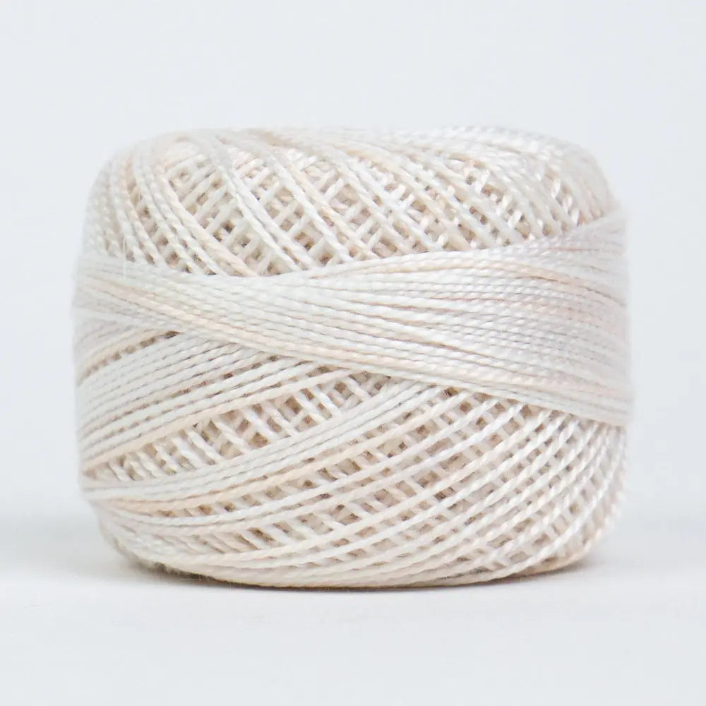 EL5GM-1011 - Eleganza™ 8wt Egyptian Cotton Pastel Peach Thread WonderFil USA