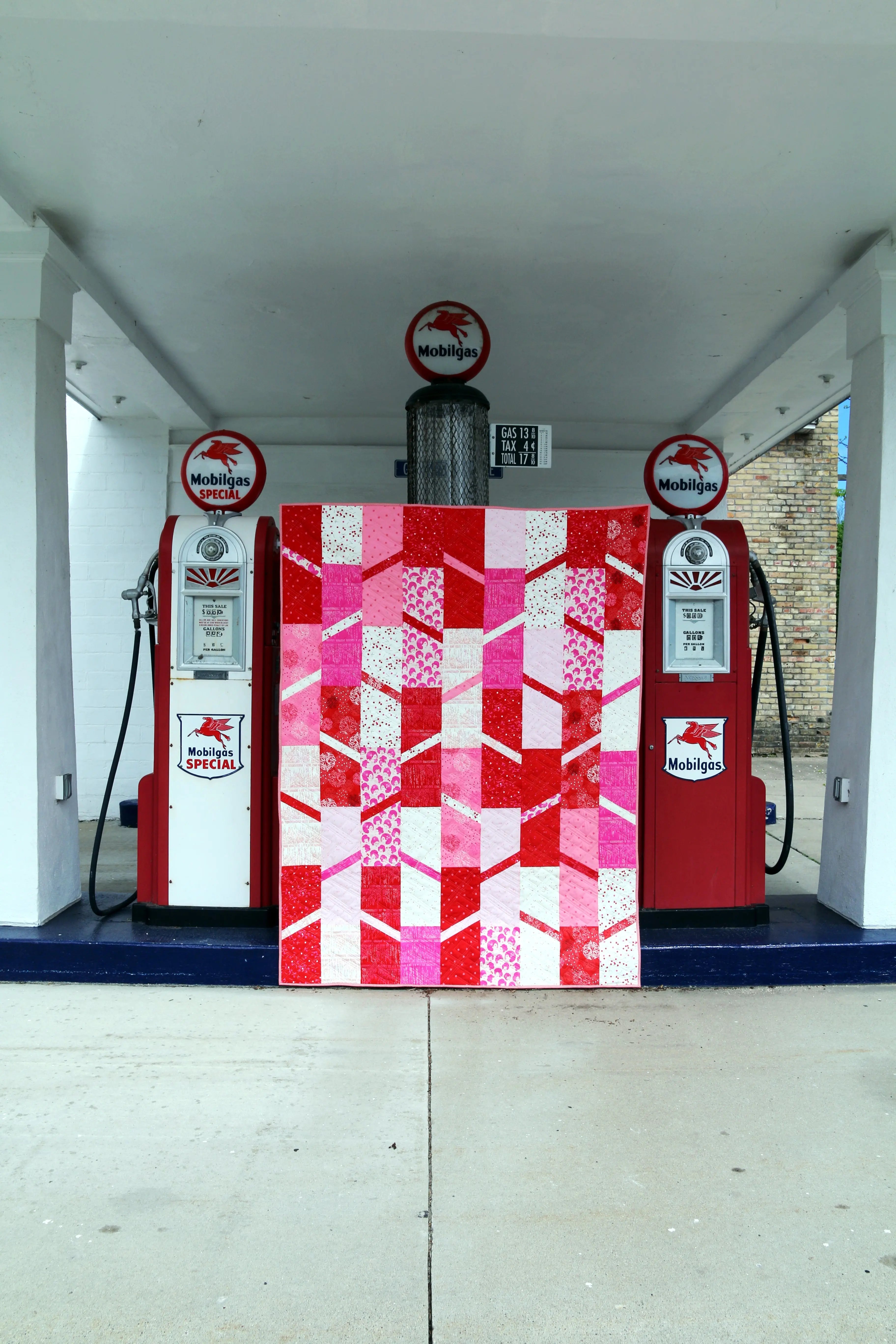 Elvira - Fat Quarter Pattern 218 GE Designs