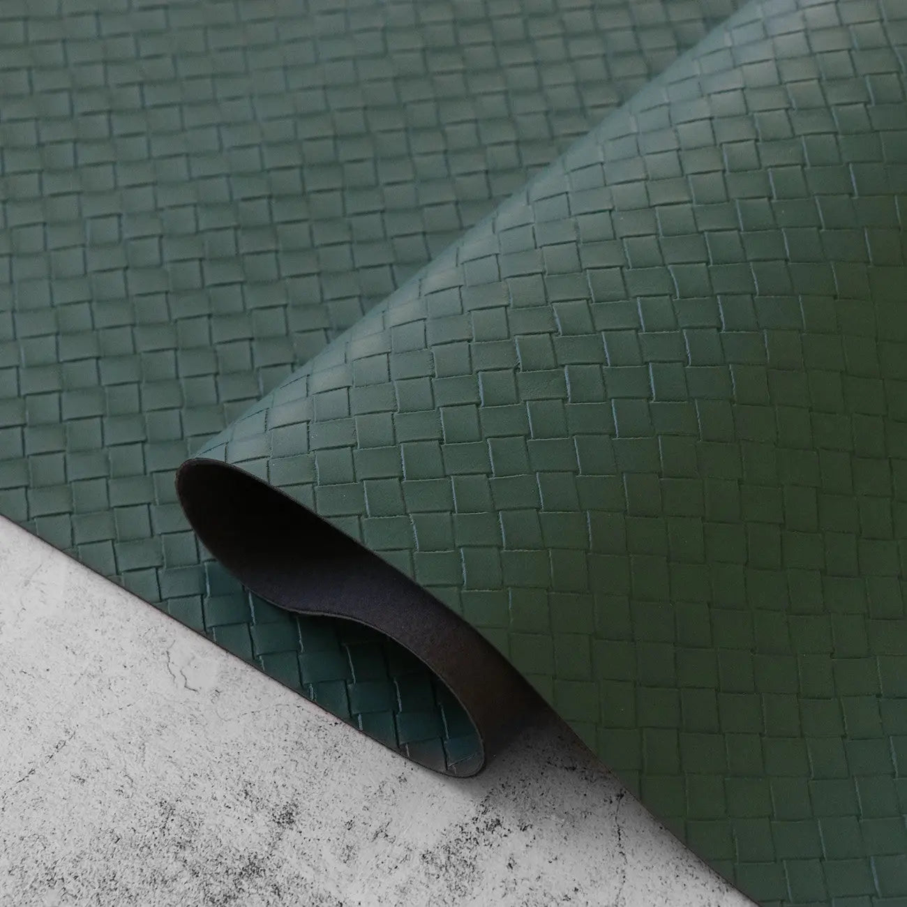 Evergreen Basket Weave Faux Leather 1/2yd - Linda's Electric Quilters