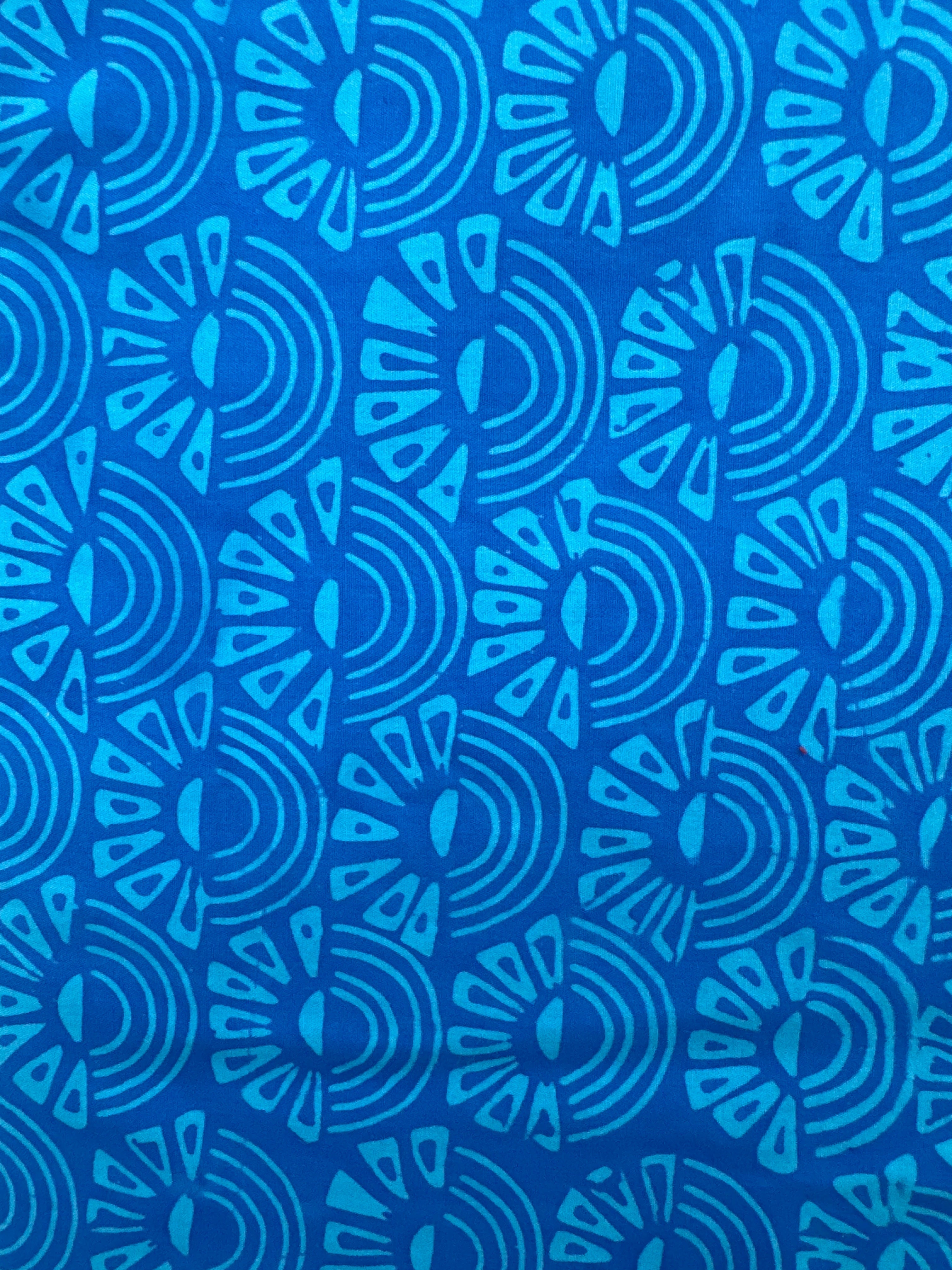 Andover Floral Half Circle Blue and Aqua quilting fabric