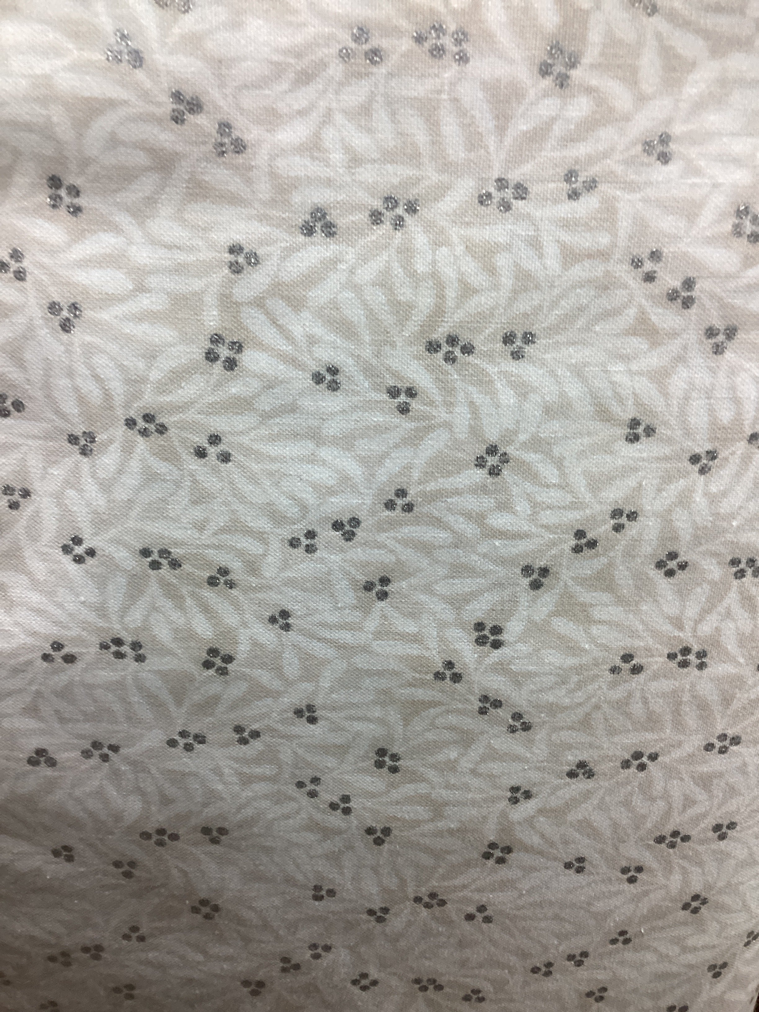 Robert Kaufman Holiday Flourish Festive Finery Blanc quilting fabric