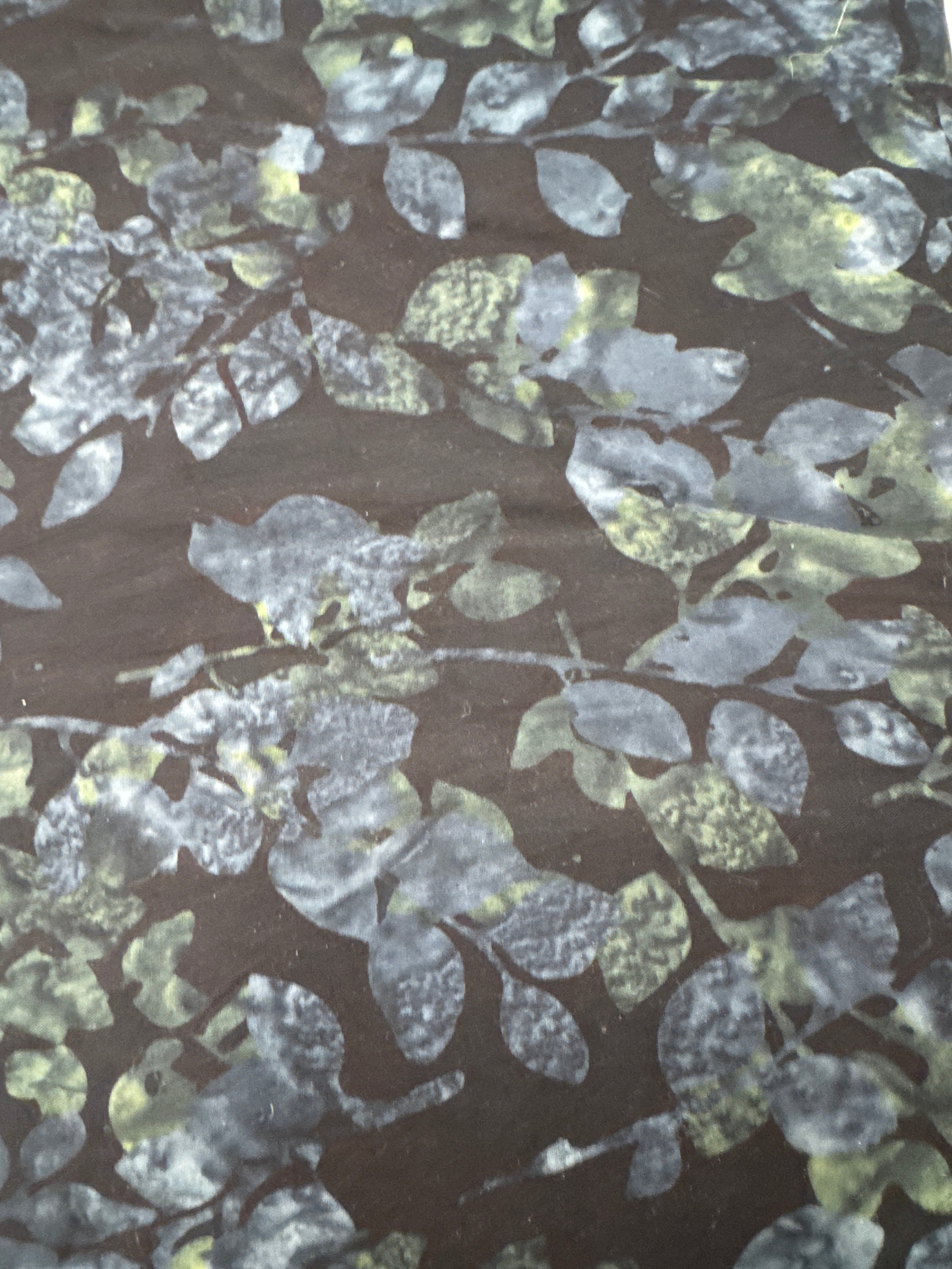 Leaves Black blender quilting fabric by Hoffman Fabrics