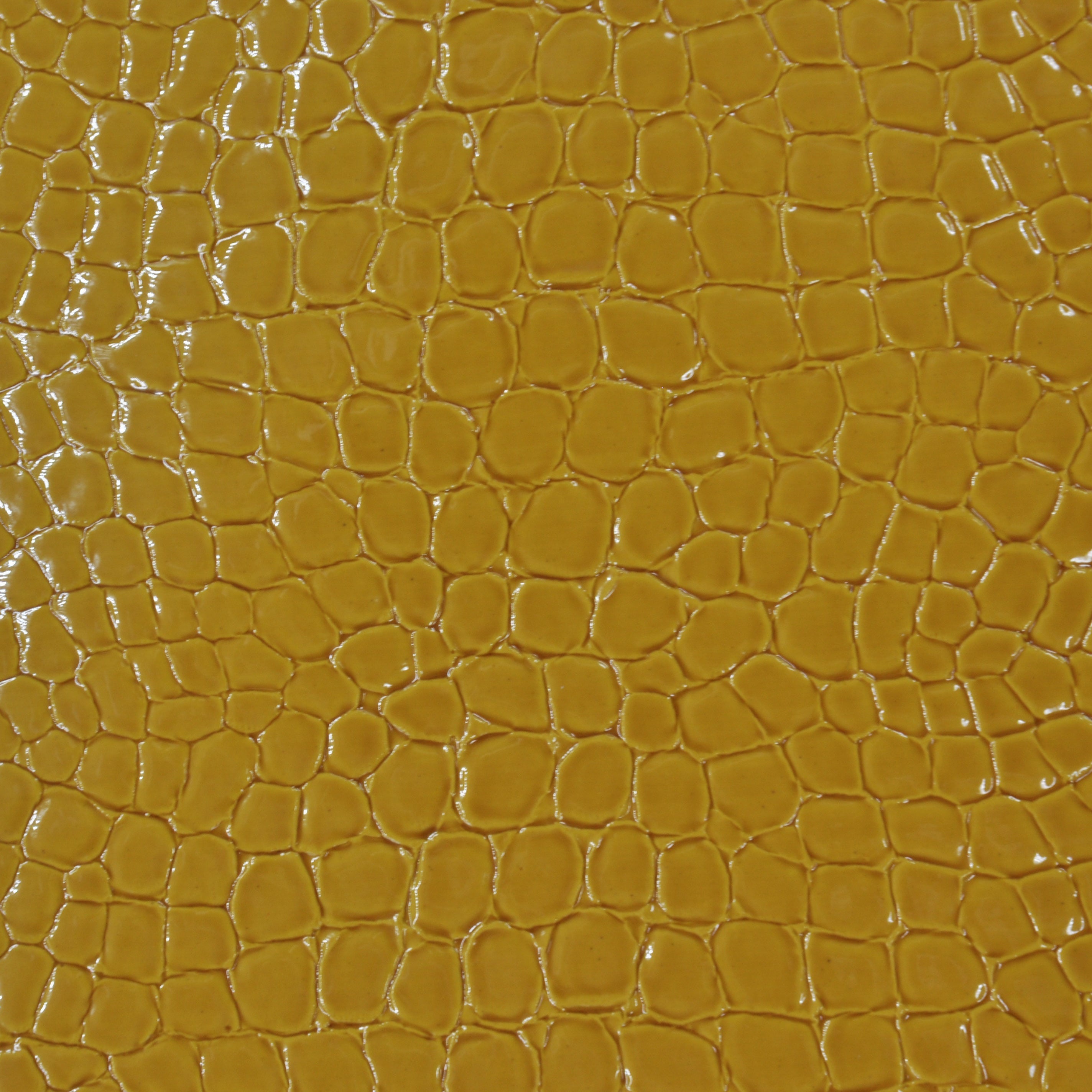 Faux Crocodile Vinyl Fabric, 17 in. X 36 in. Embossed Vegan Leather for DIY Crafts, Home Decor
